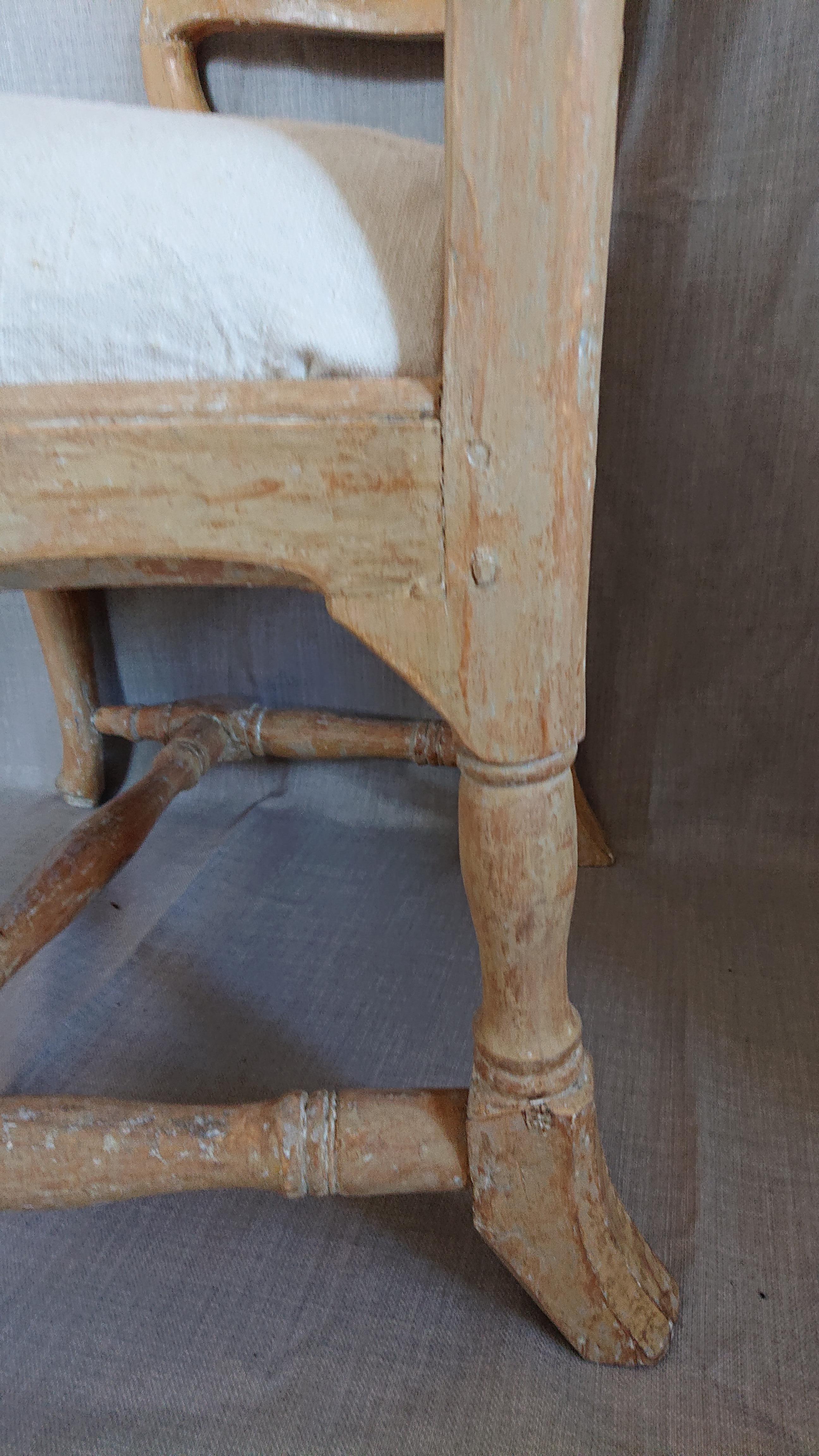 18th Century Swedish Rococo Arm Chair with Original Paint For Sale 2