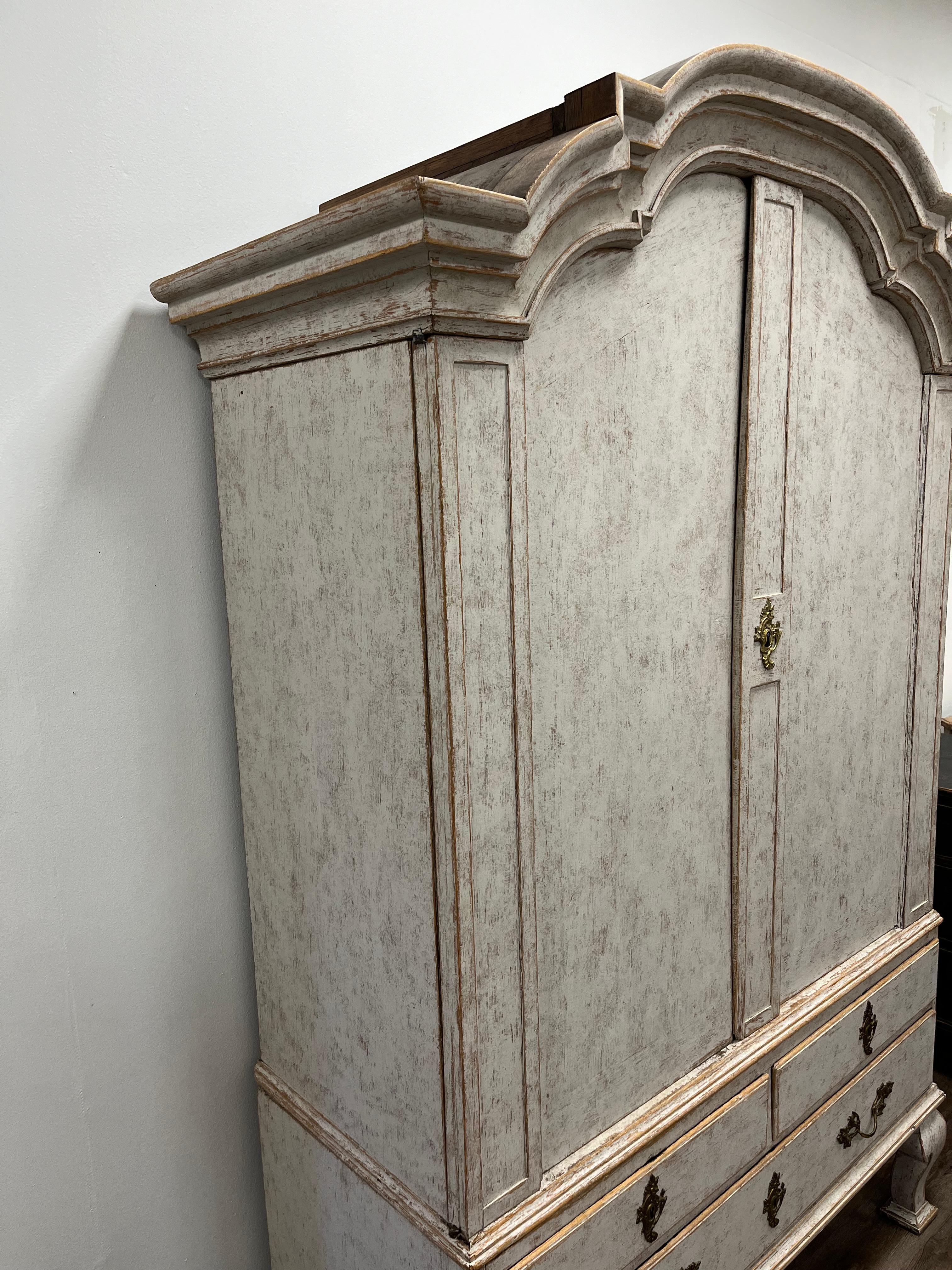 Hand-Carved 18th Century Swedish Rococo Cabinet For Sale