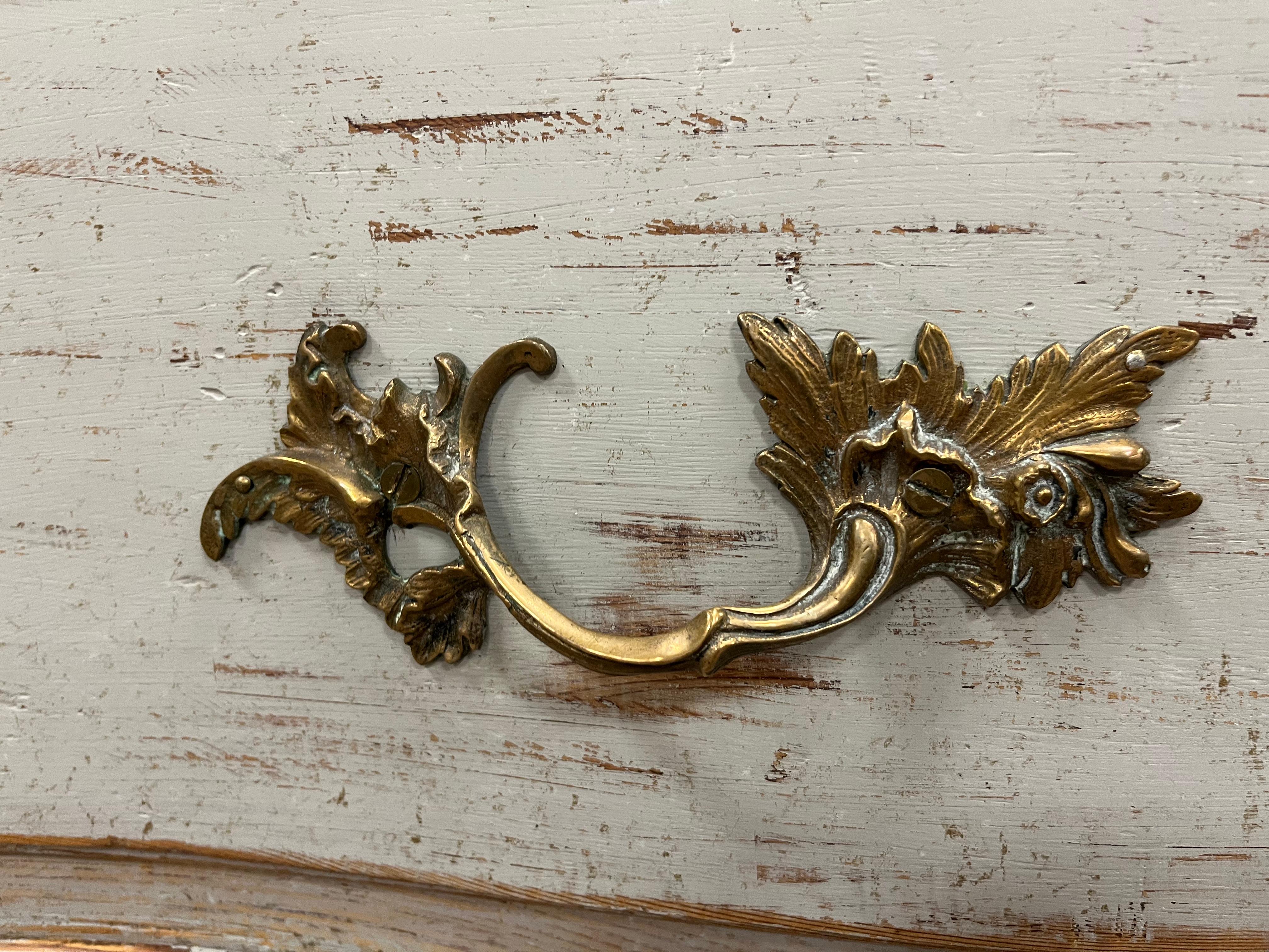 18th Century Swedish Rococo Commode in vendita 2