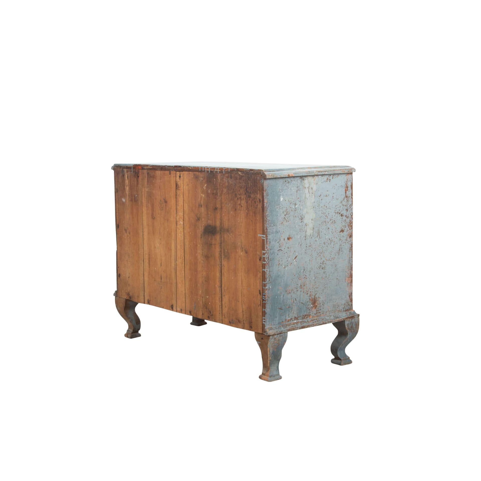 Wood 18th Century Swedish Rococo Commode For Sale