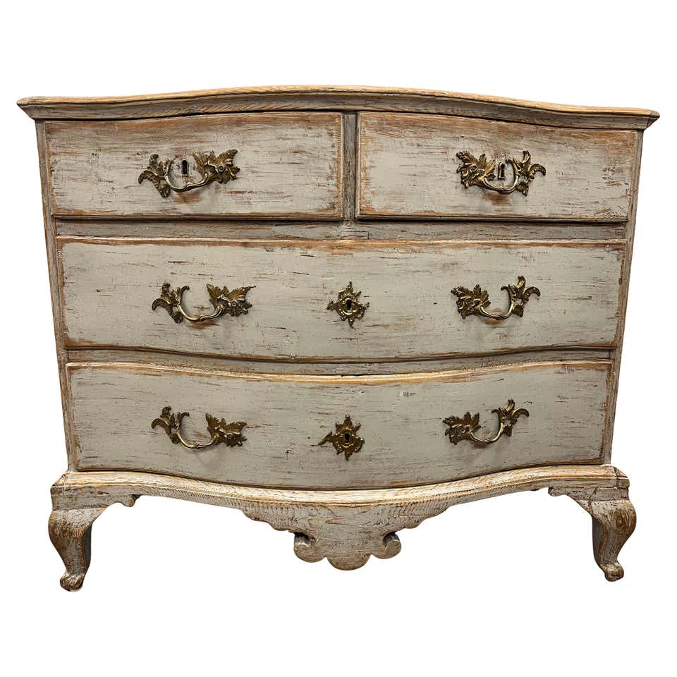 18th Century Swedish Rococo Cabinet For Sale at 1stDibs
