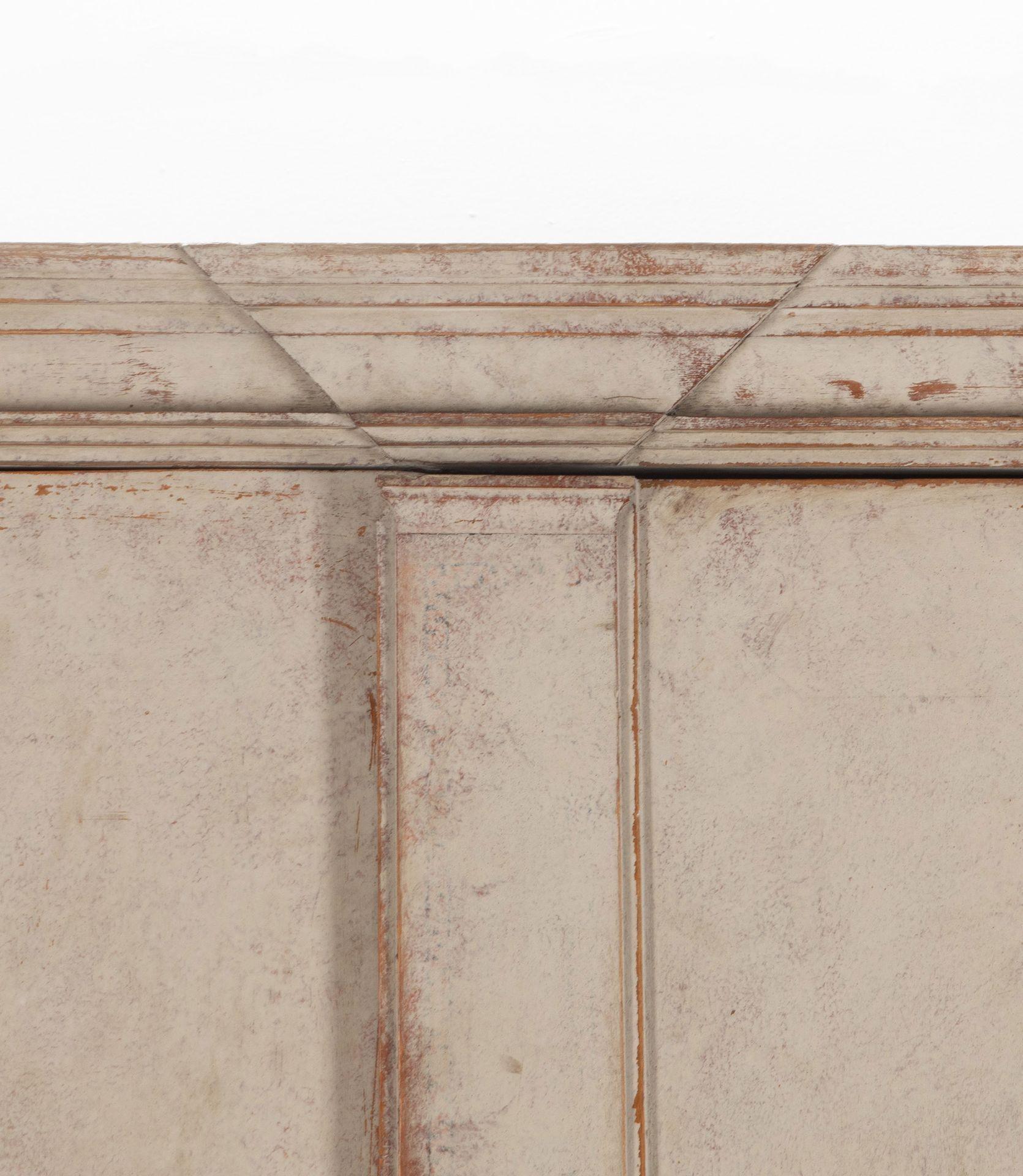 18th Century Swedish Rococo Cupboard-on-Chest 7