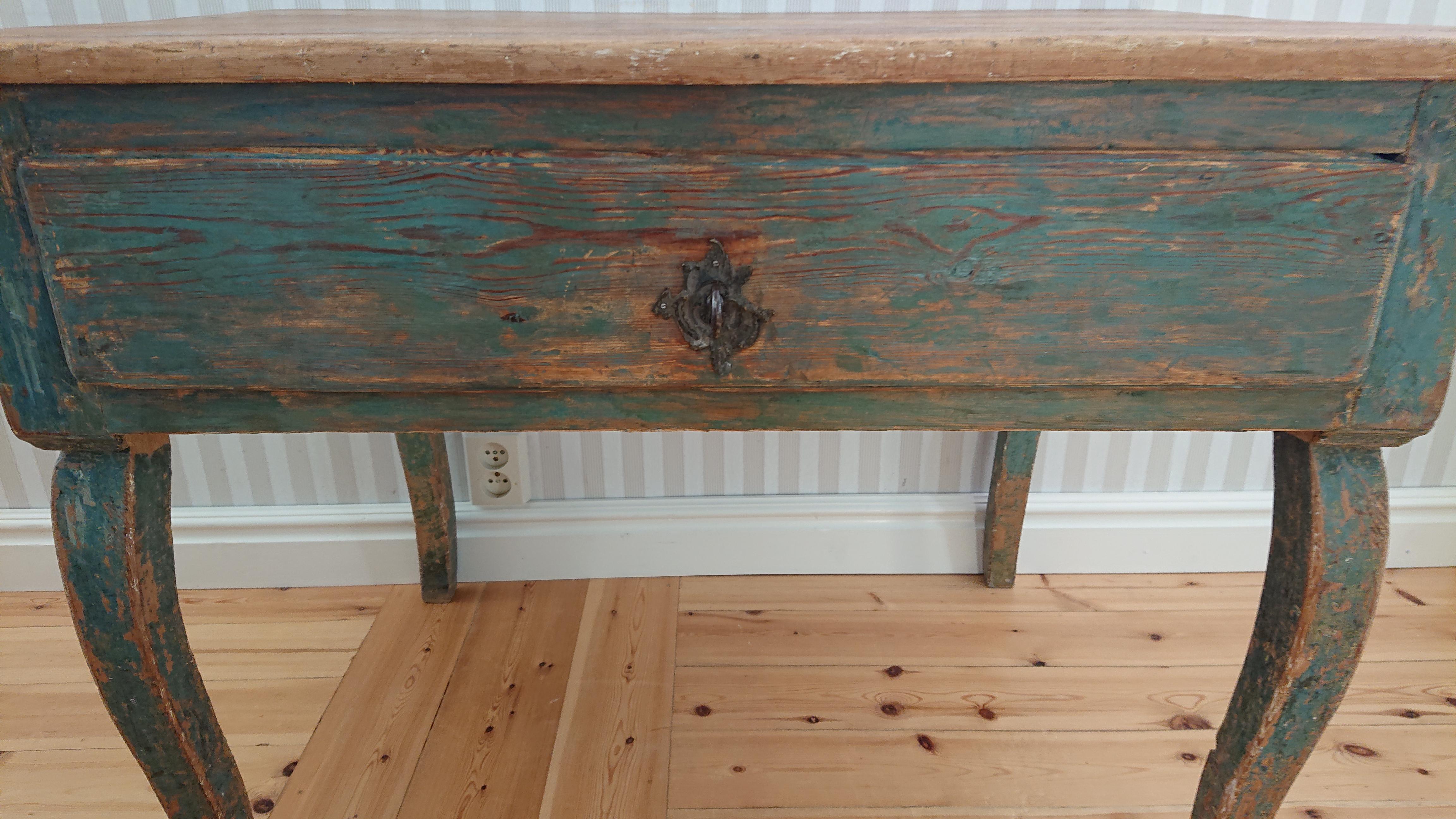 18th Century Swedish  Antique Rustic Rococo Desk/ Table with Original Paint For Sale 6