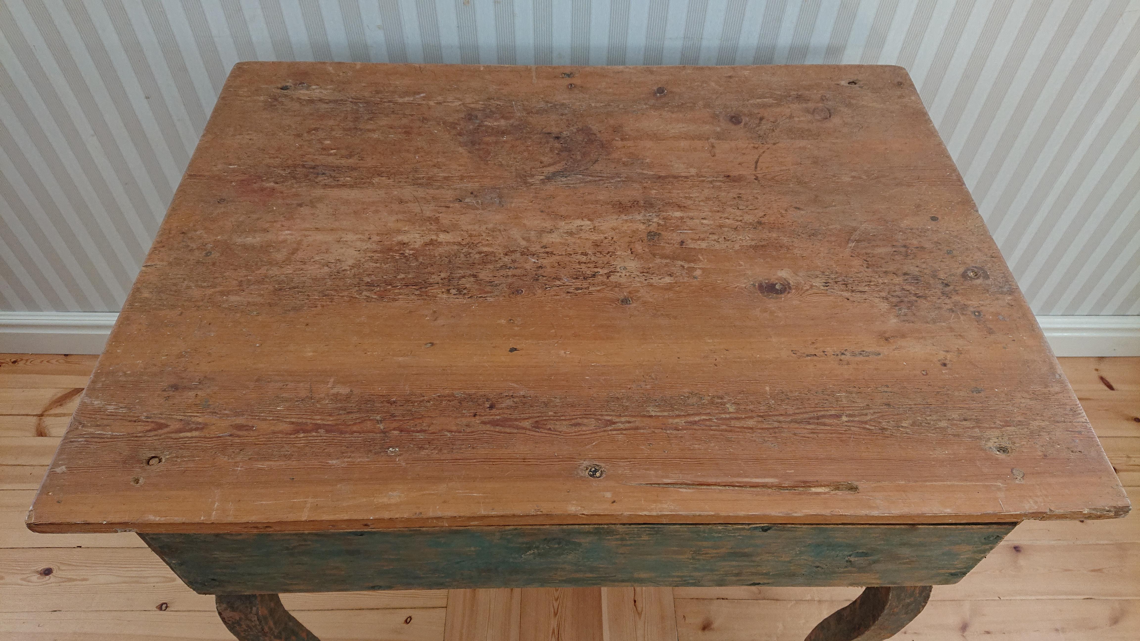 18th Century Swedish  Antique Rustic Rococo Desk/ Table with Original Paint For Sale 13