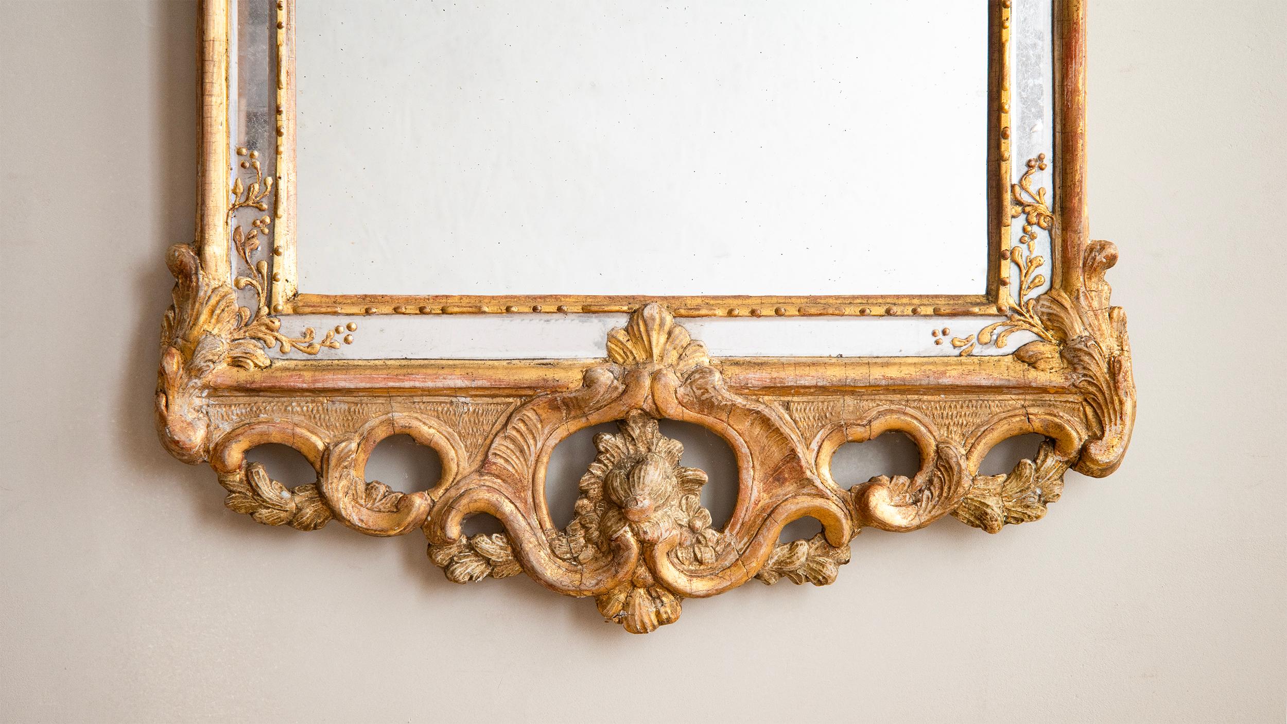 Fait main 18th Century Swedish Rococo Mirror en vente