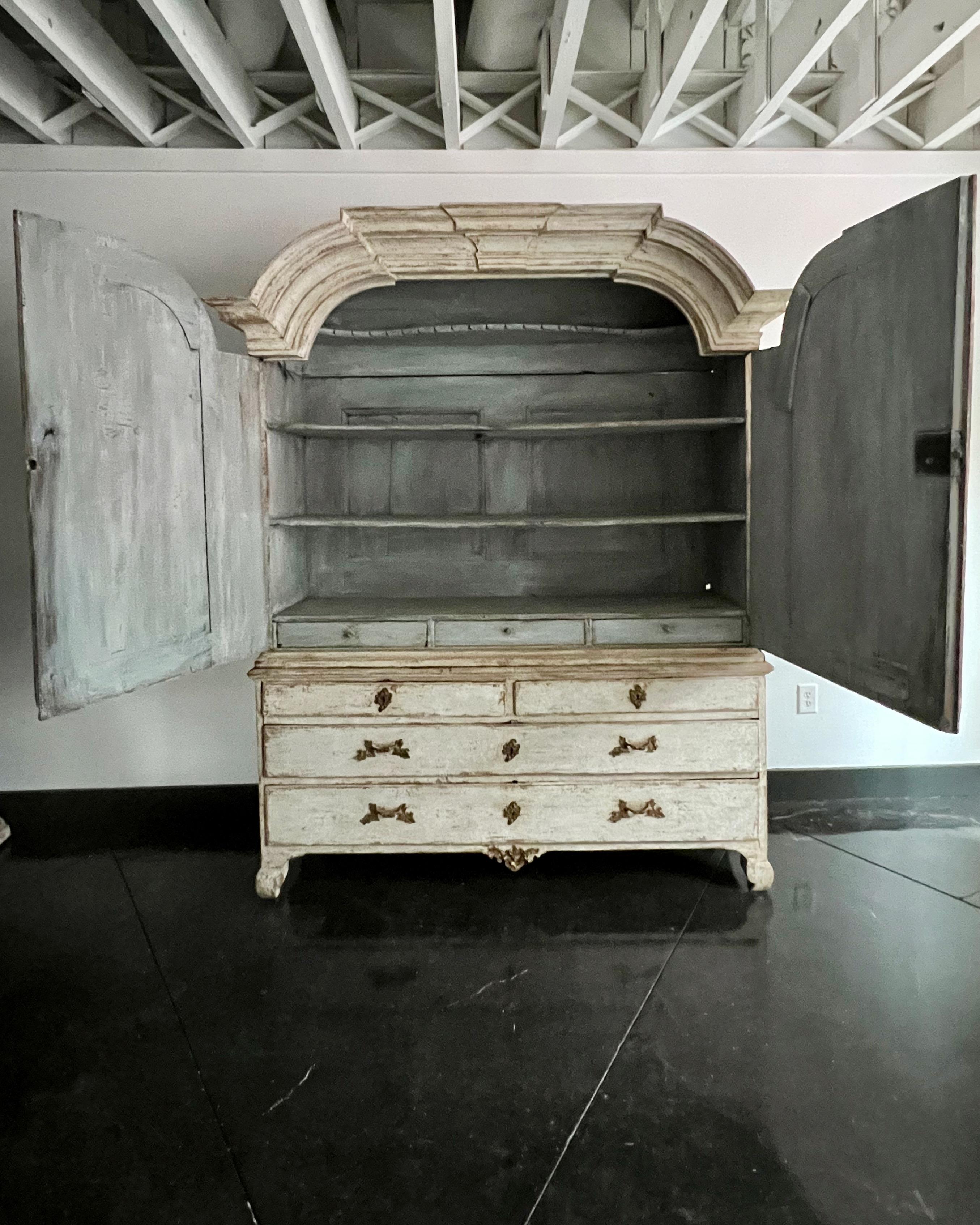 18th Century Swedish Rococo Period Cabinet In Good Condition In Charleston, SC