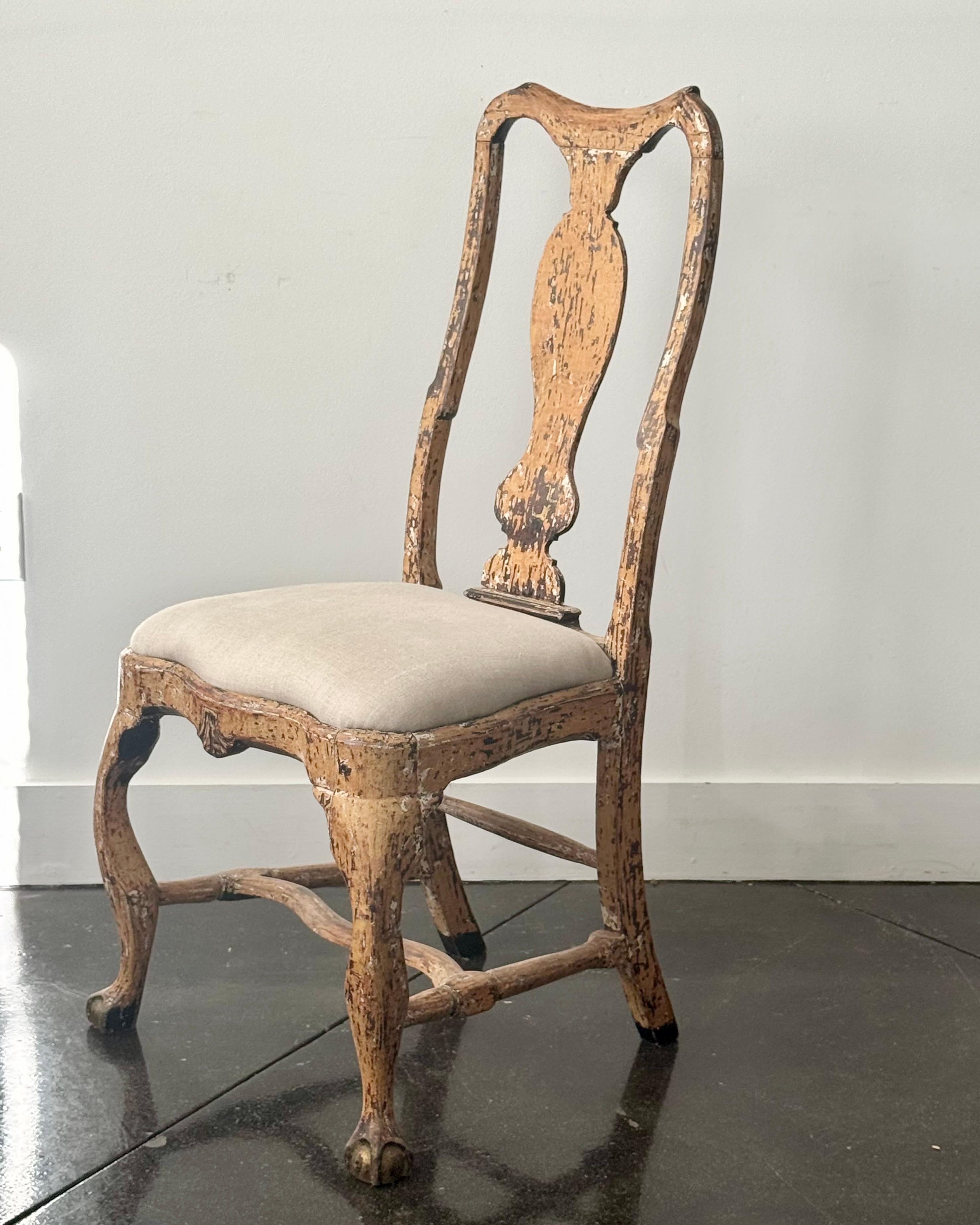 XVIIIe siècle Rococo suédois  Chaise peinte d'époque en vente 1