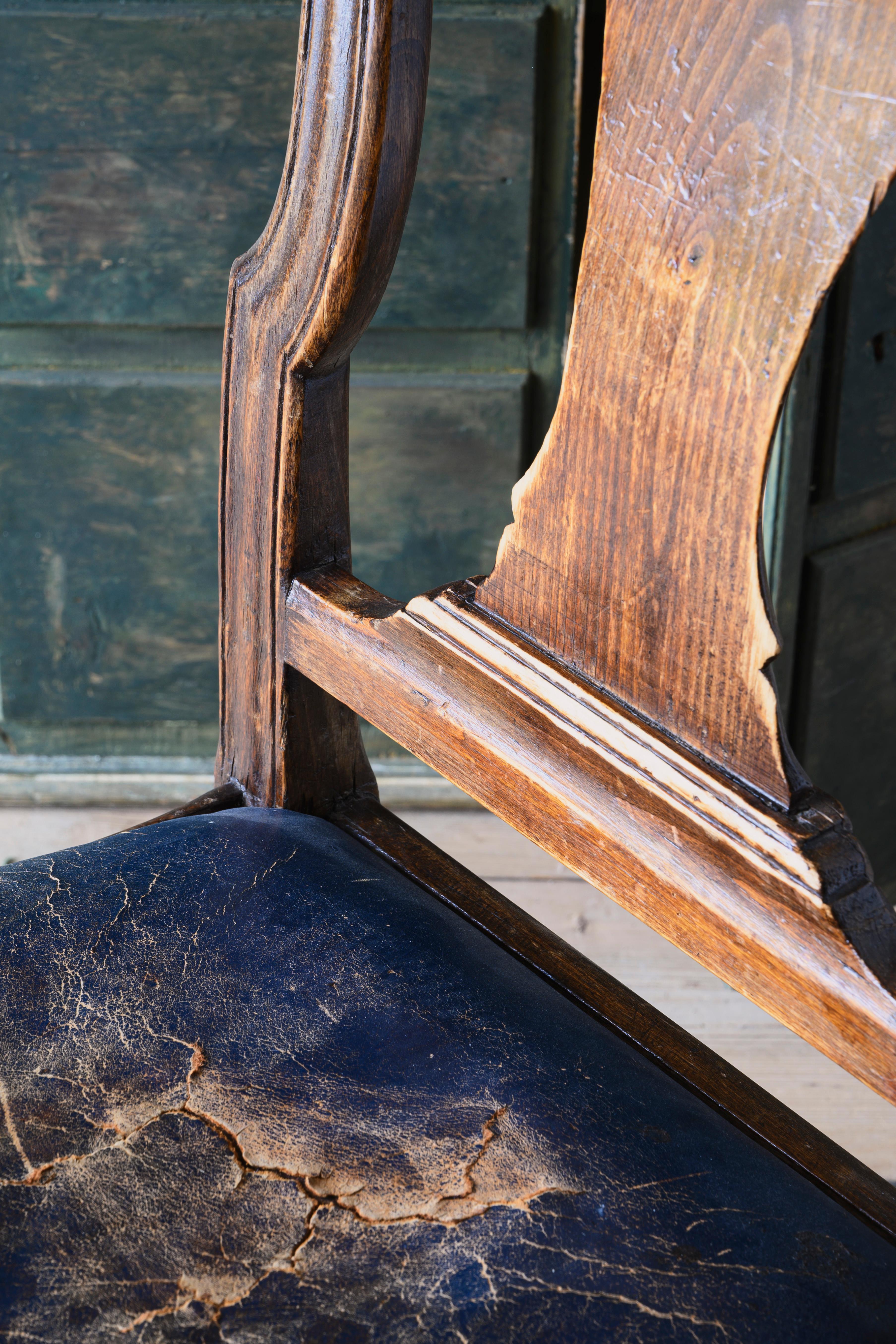 Chaise d'appoint rococo suédoise du 18ème siècle Bon état - En vente à Mjöhult, SE