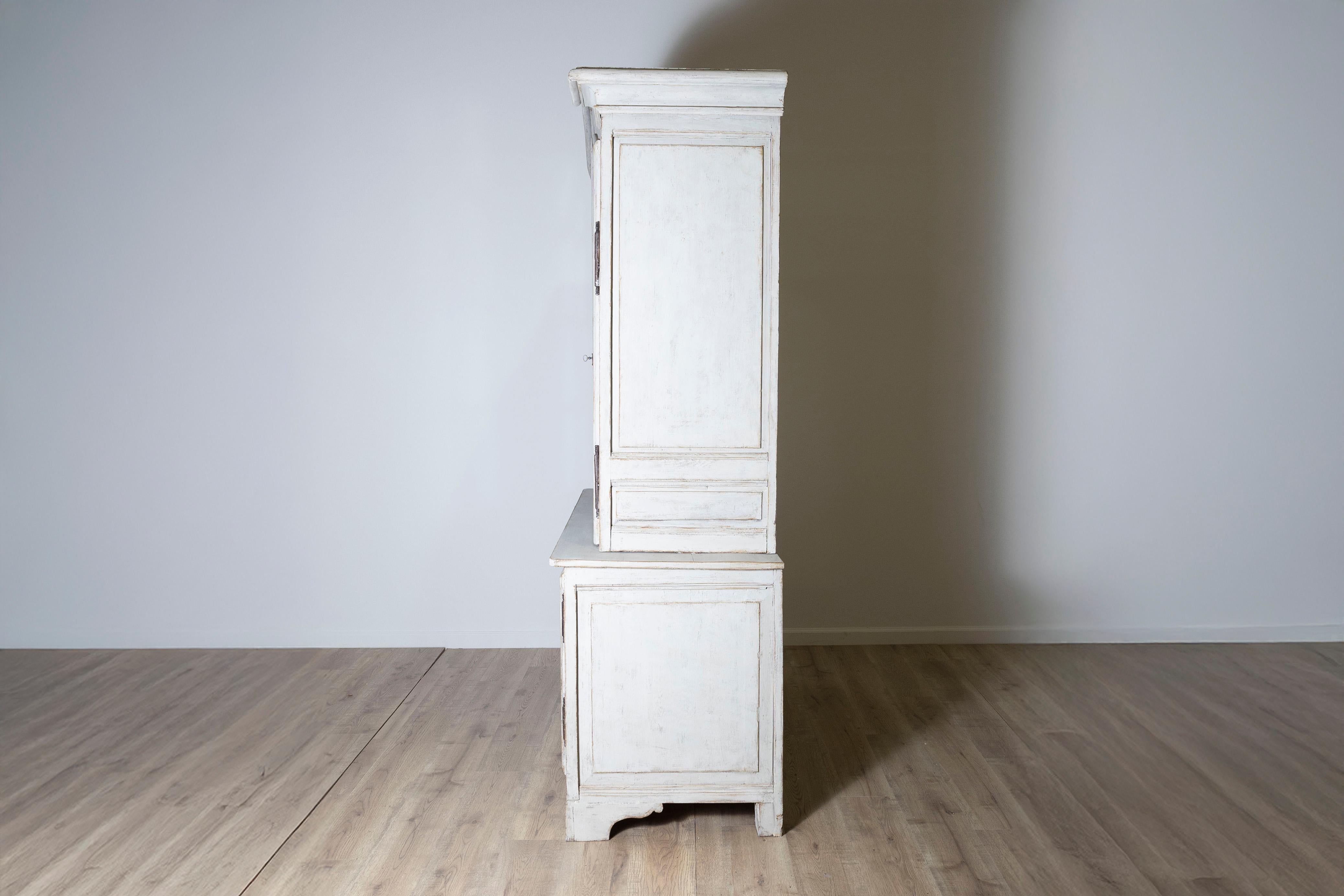 Pine 18th Century Swedish Rococo Vitrine Circa 1750 For Sale