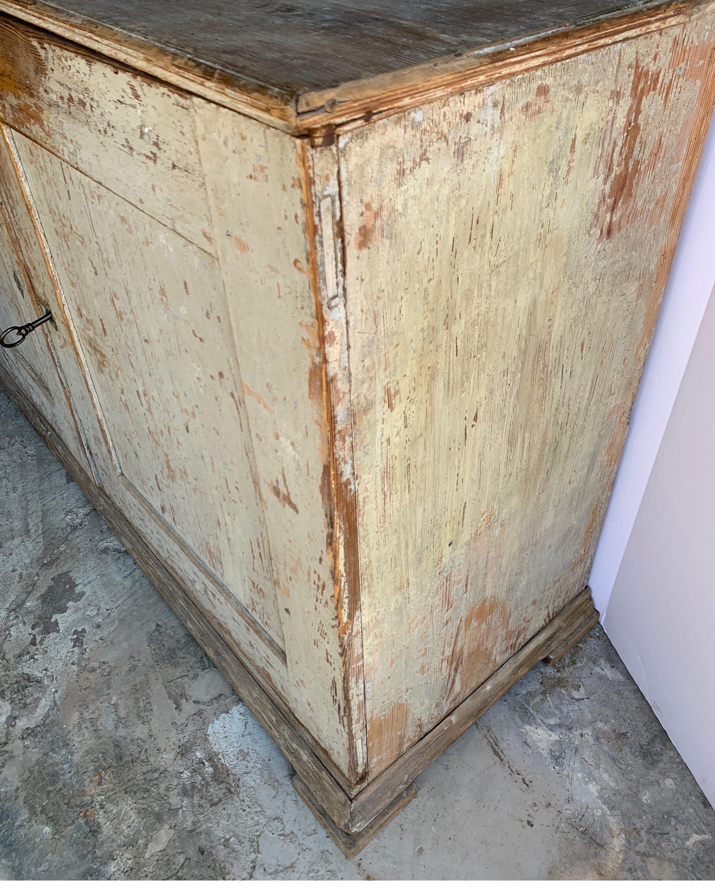 18th Century Swedish Two-Door Painted Sage Green Buffet with Key In Fair Condition In Houston, TX