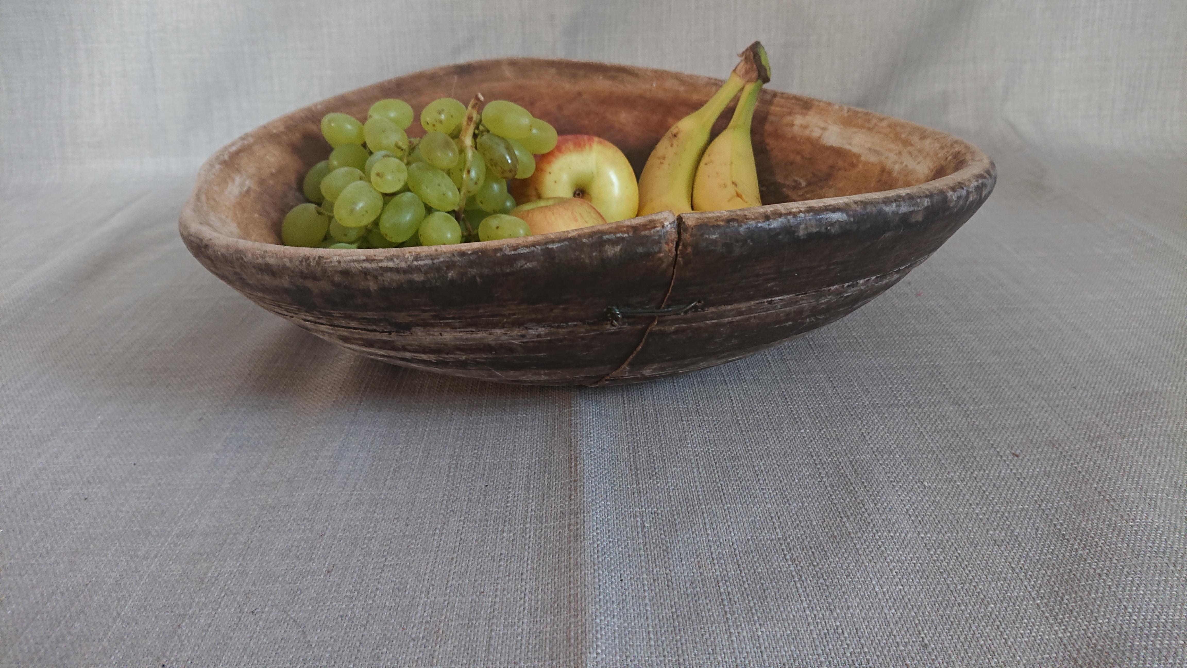 18th Century Swedish Wooden Bowl For Sale 9