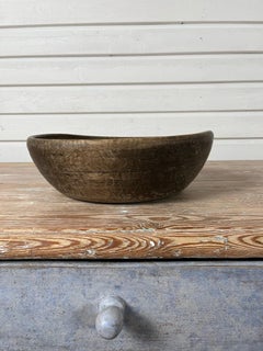 Ciotola di legno svedese del XVIII secolo