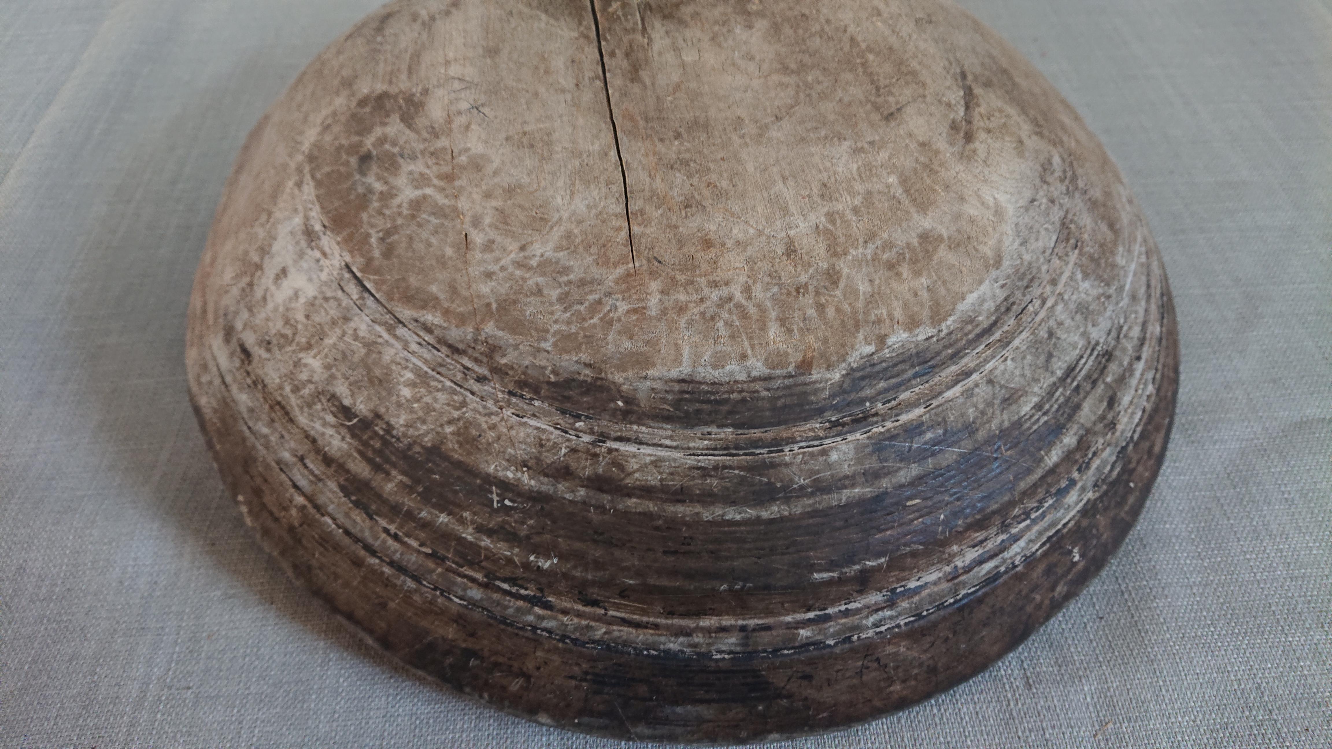 18th Century Swedish Wooden Bowl For Sale 2