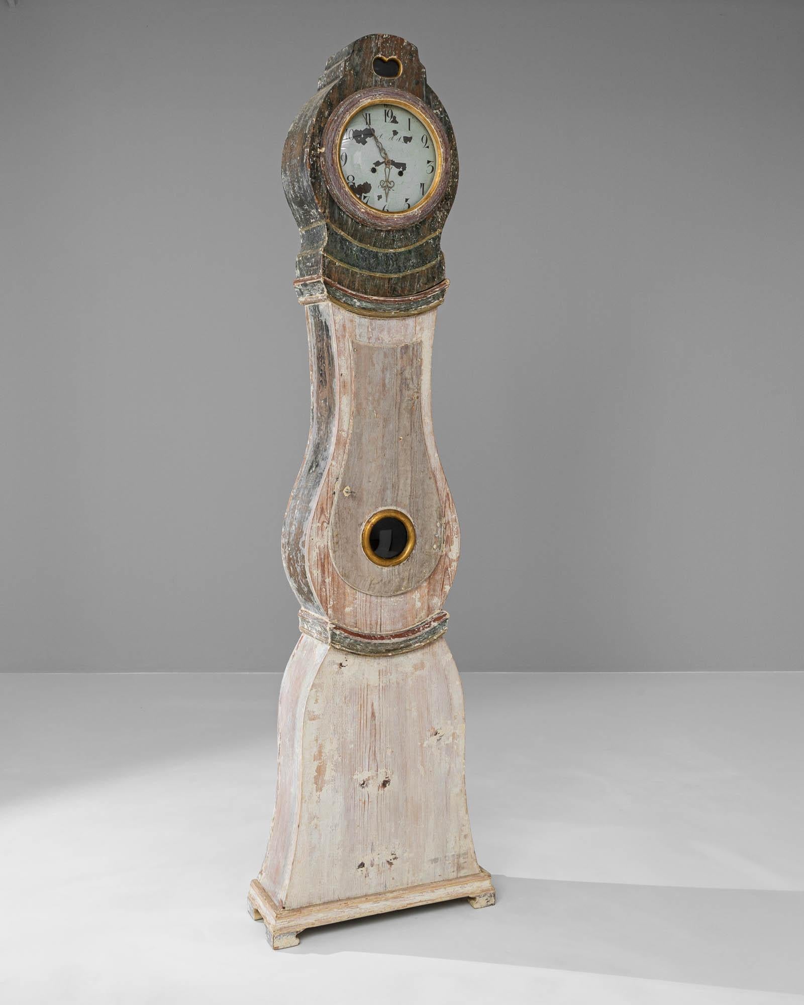 Bois Horloge en bois suédoise du XVIIIe siècle en vente