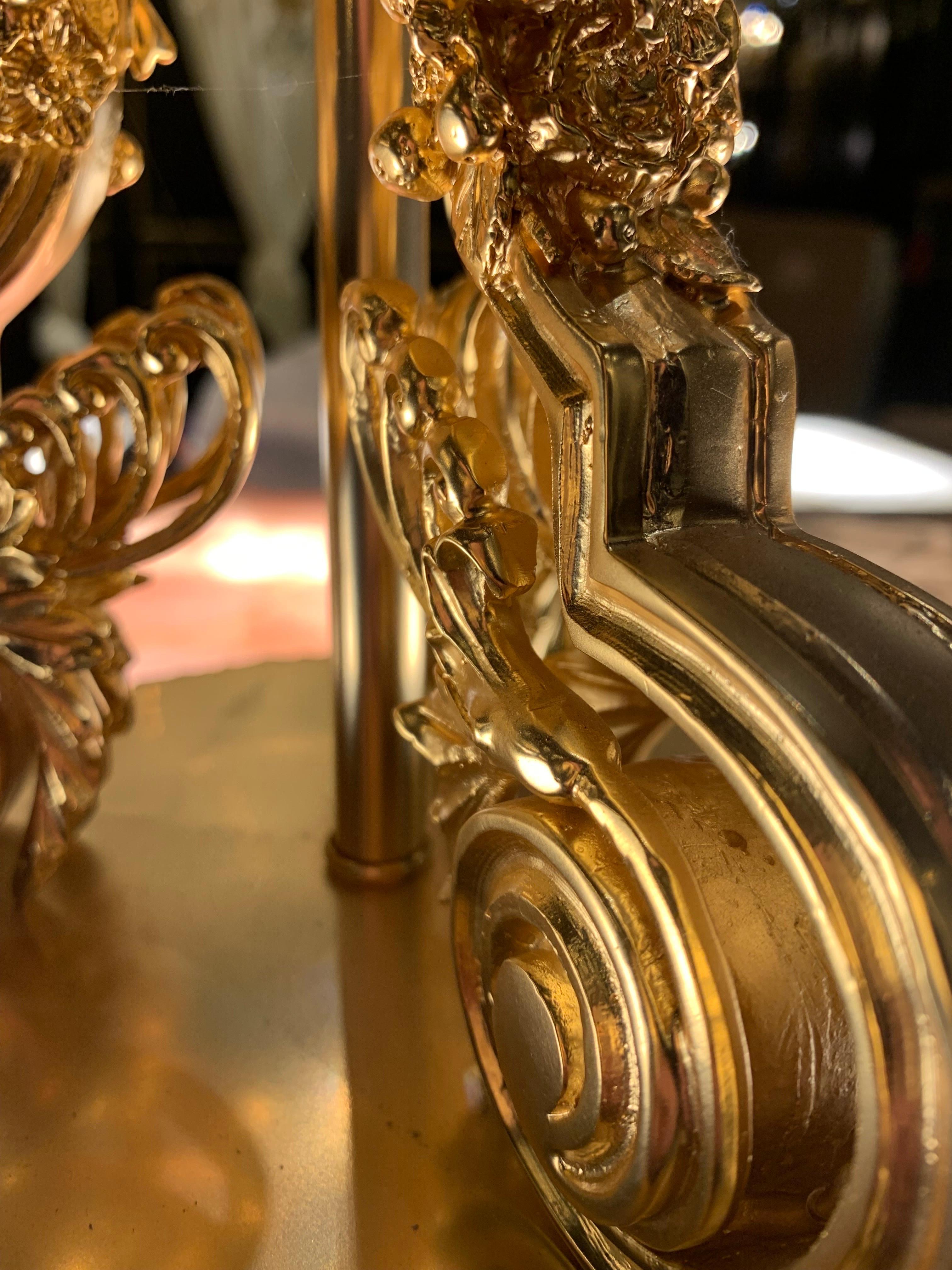 Tischlampe aus vergoldeter Bronze und rosa Bergkristall aus dem 18. Jahrhundert  im Angebot 7