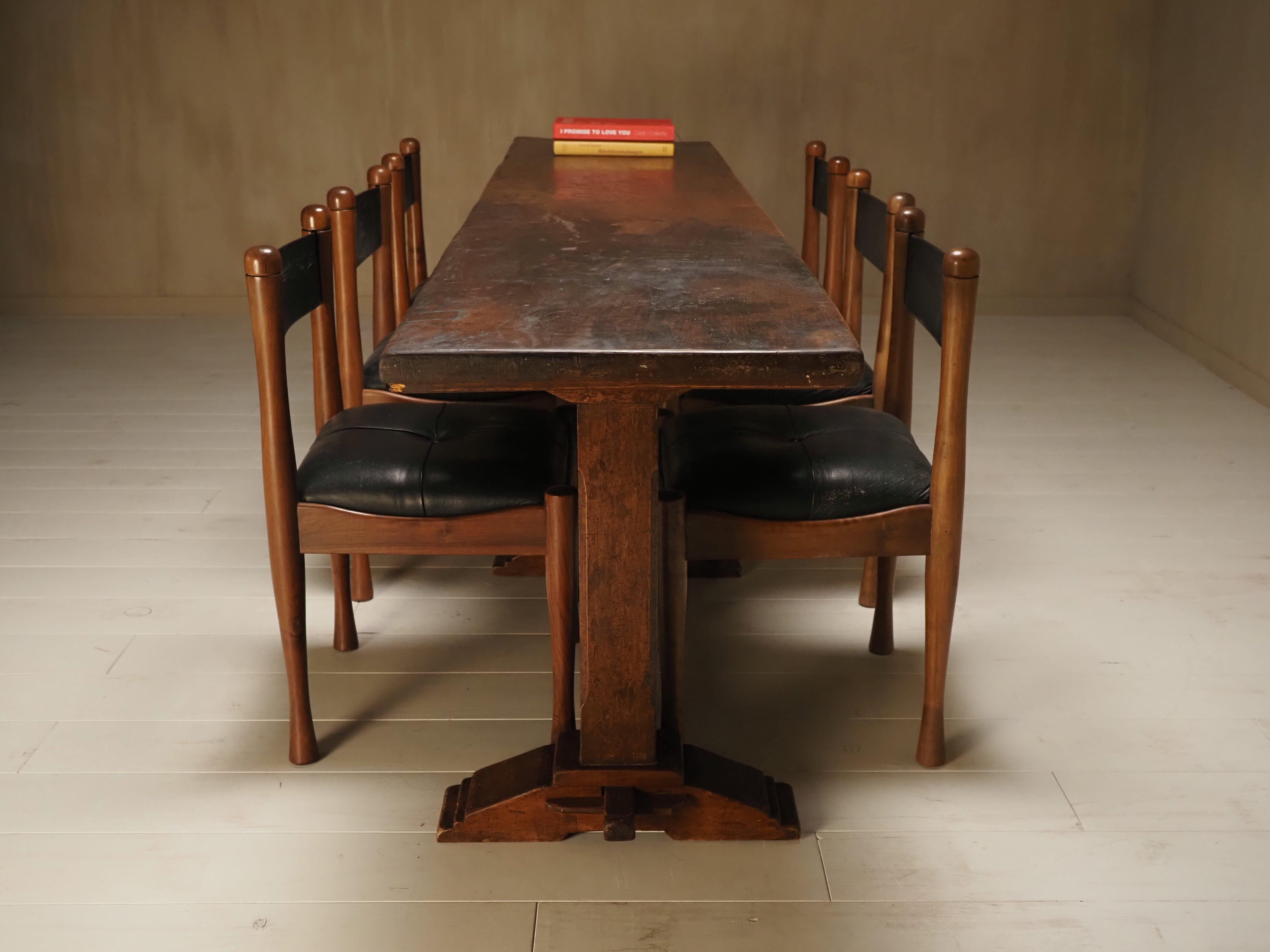 18th Century talian walnut trestle table 12