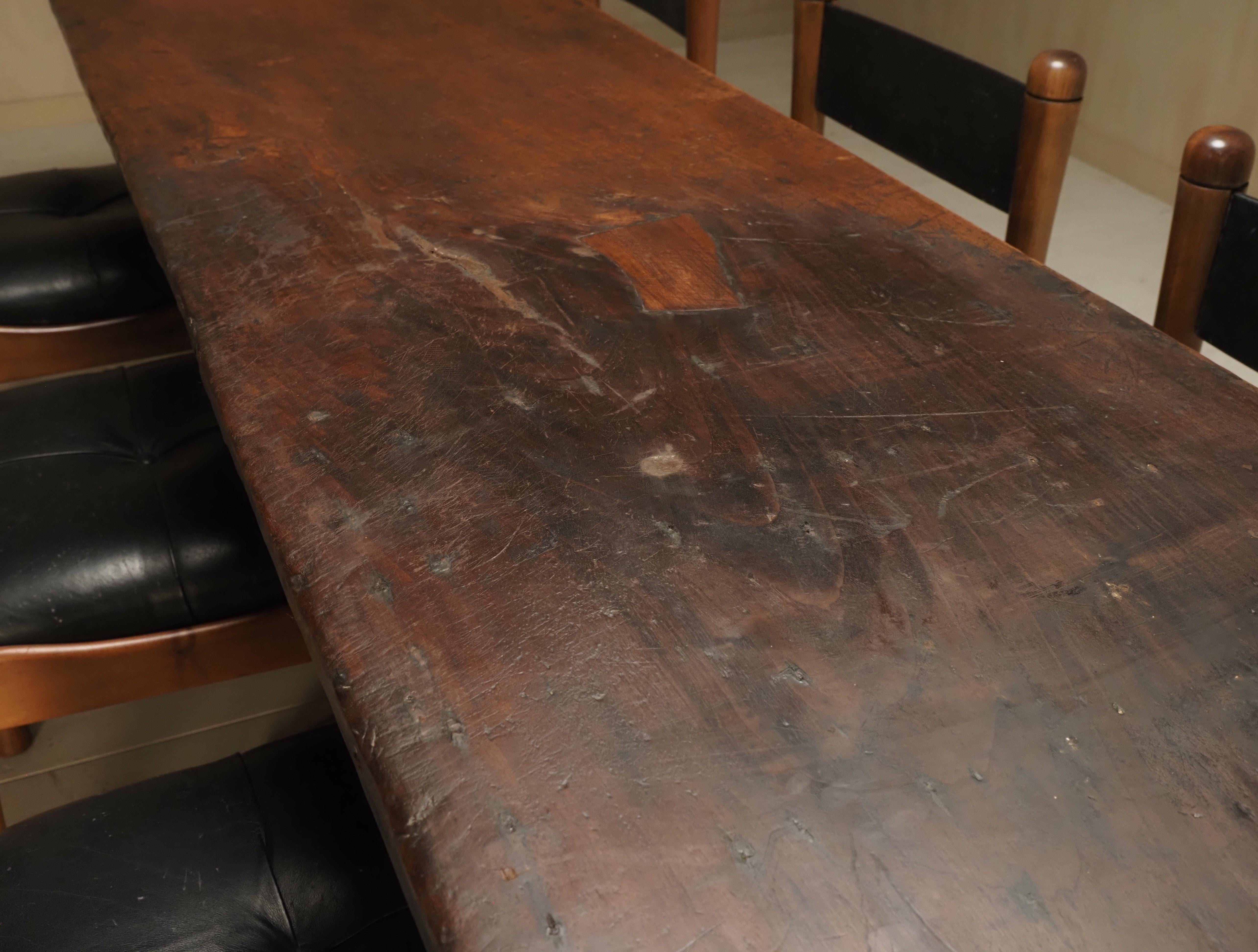 18th Century talian walnut trestle table In Good Condition In Diest, BE