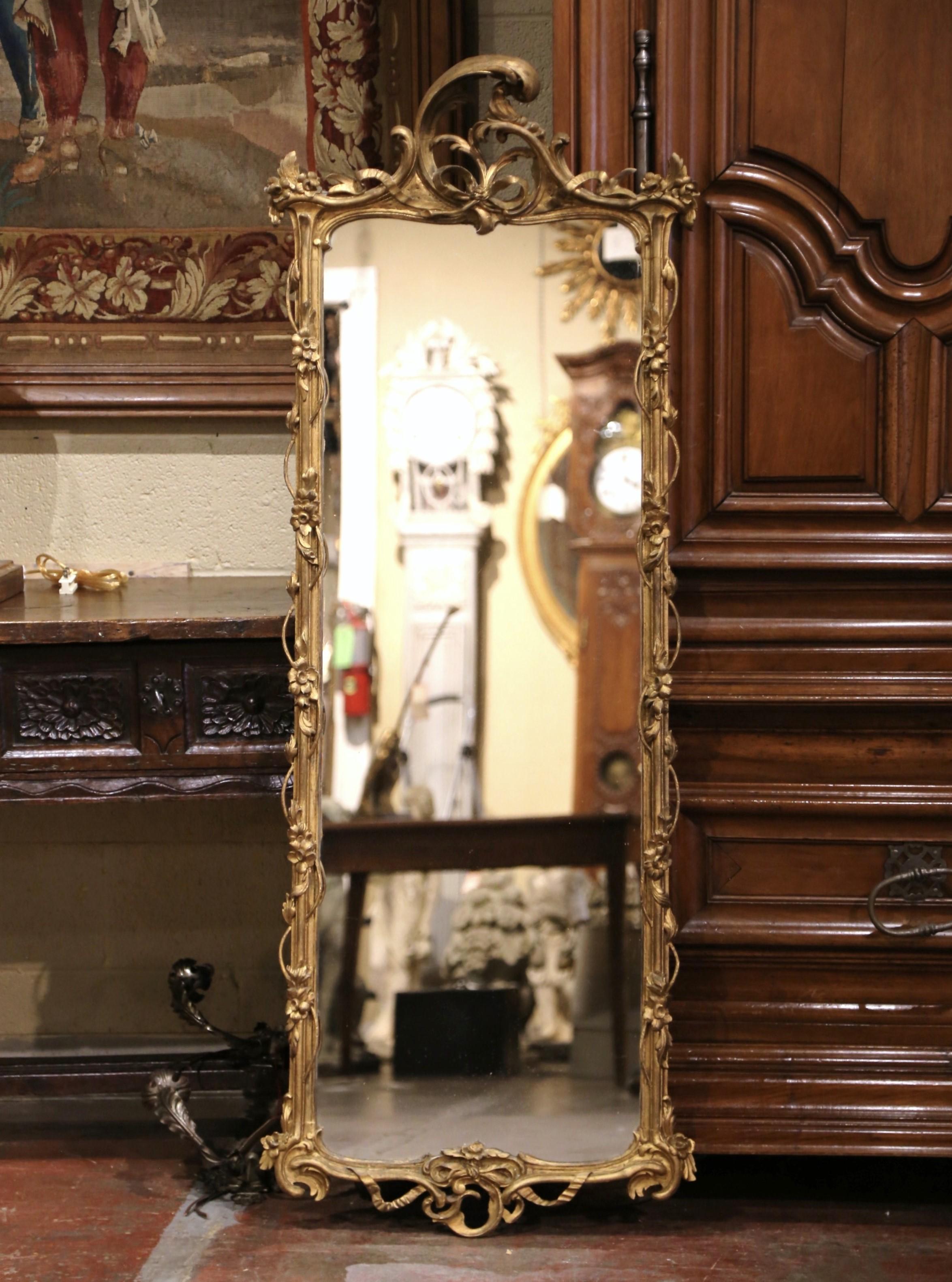 18th Century Tall and Narrow Italian Carved Rococo Giltwood Wall Mirror 1