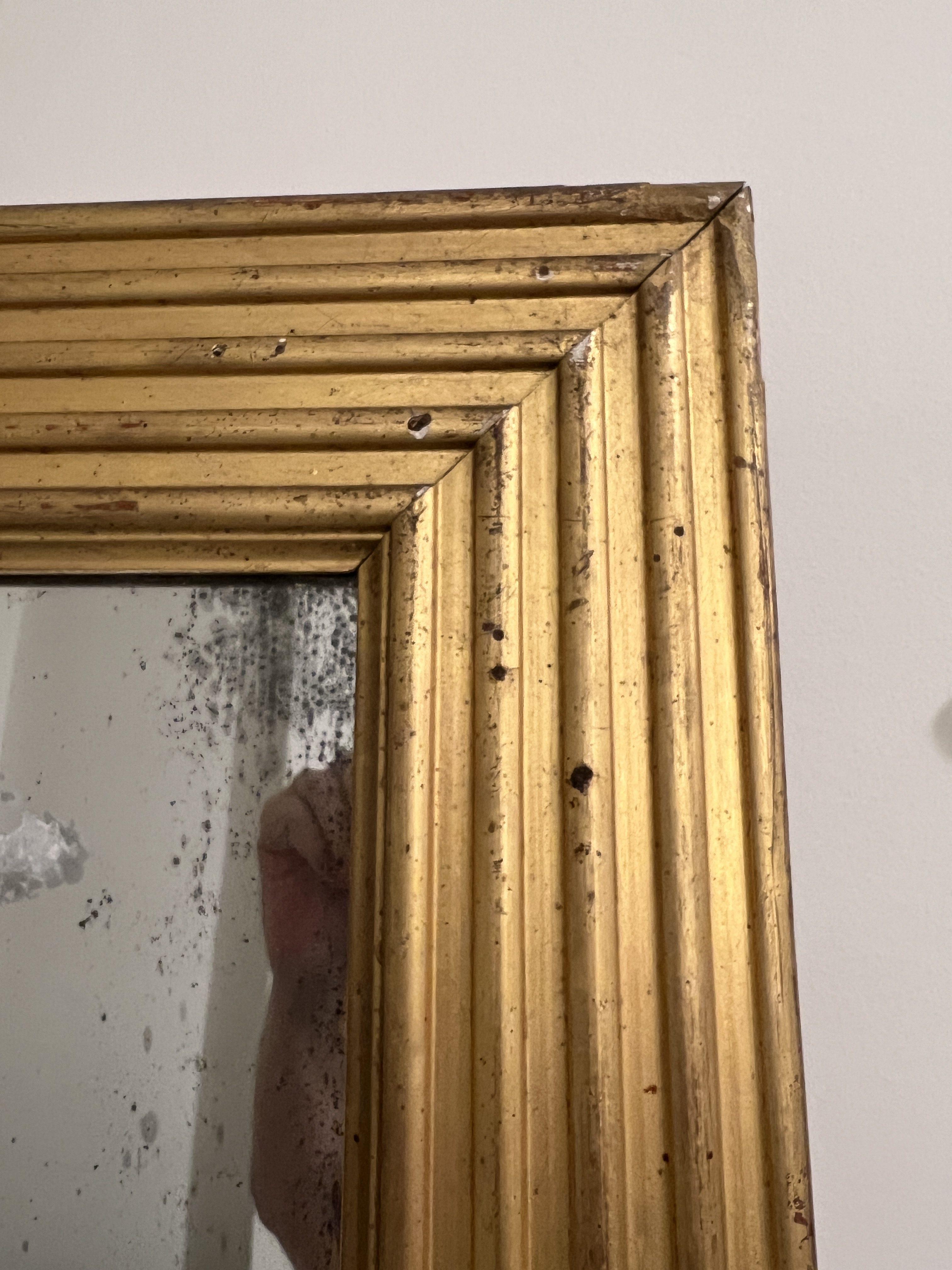 Miroir Grand miroir ancien doré Louis XVI du XVIIIe siècle en vente