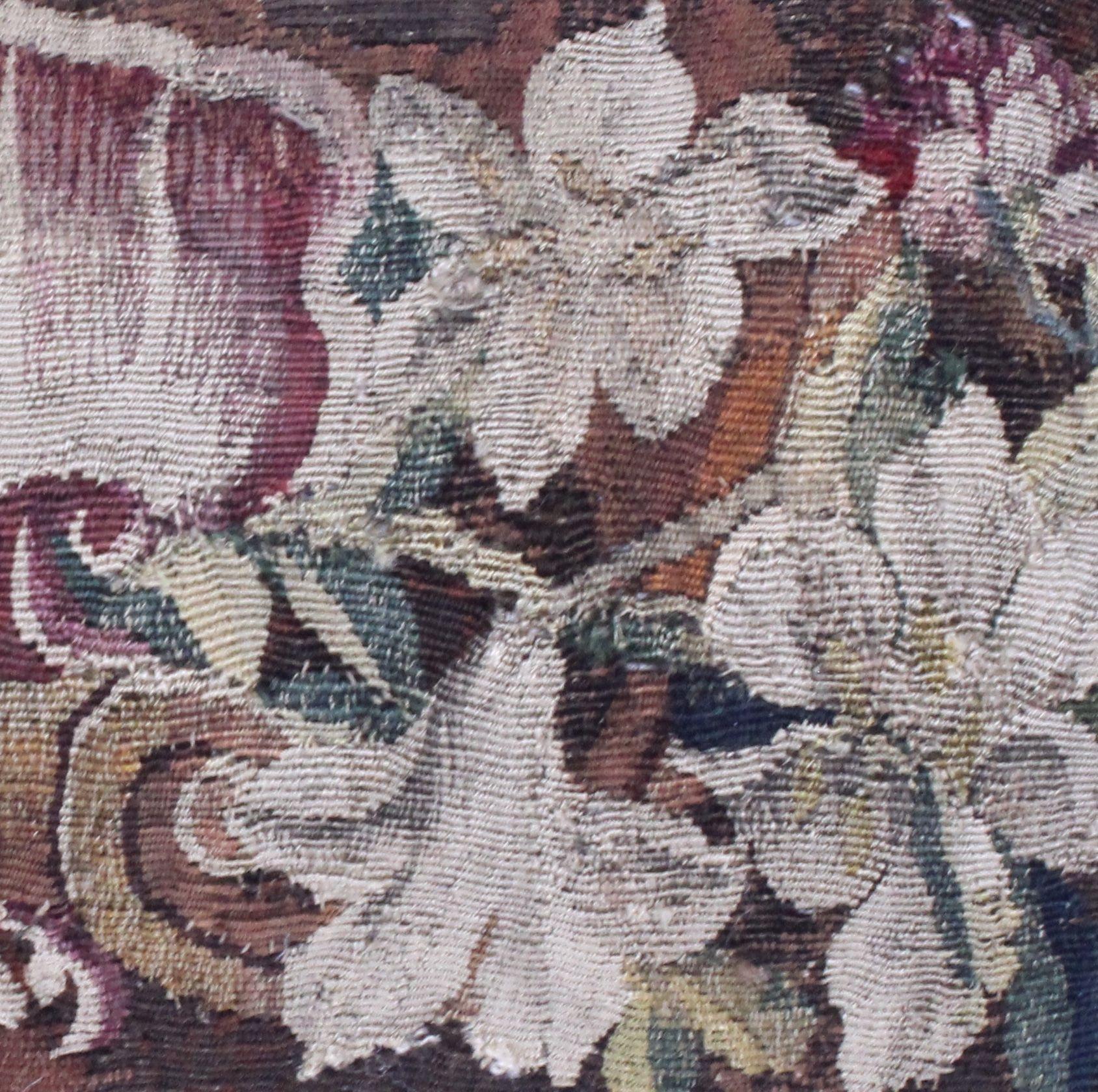 XVIIIe siècle et antérieur Coussin en soie tapissée avec ruban, XVIIIe siècle en vente