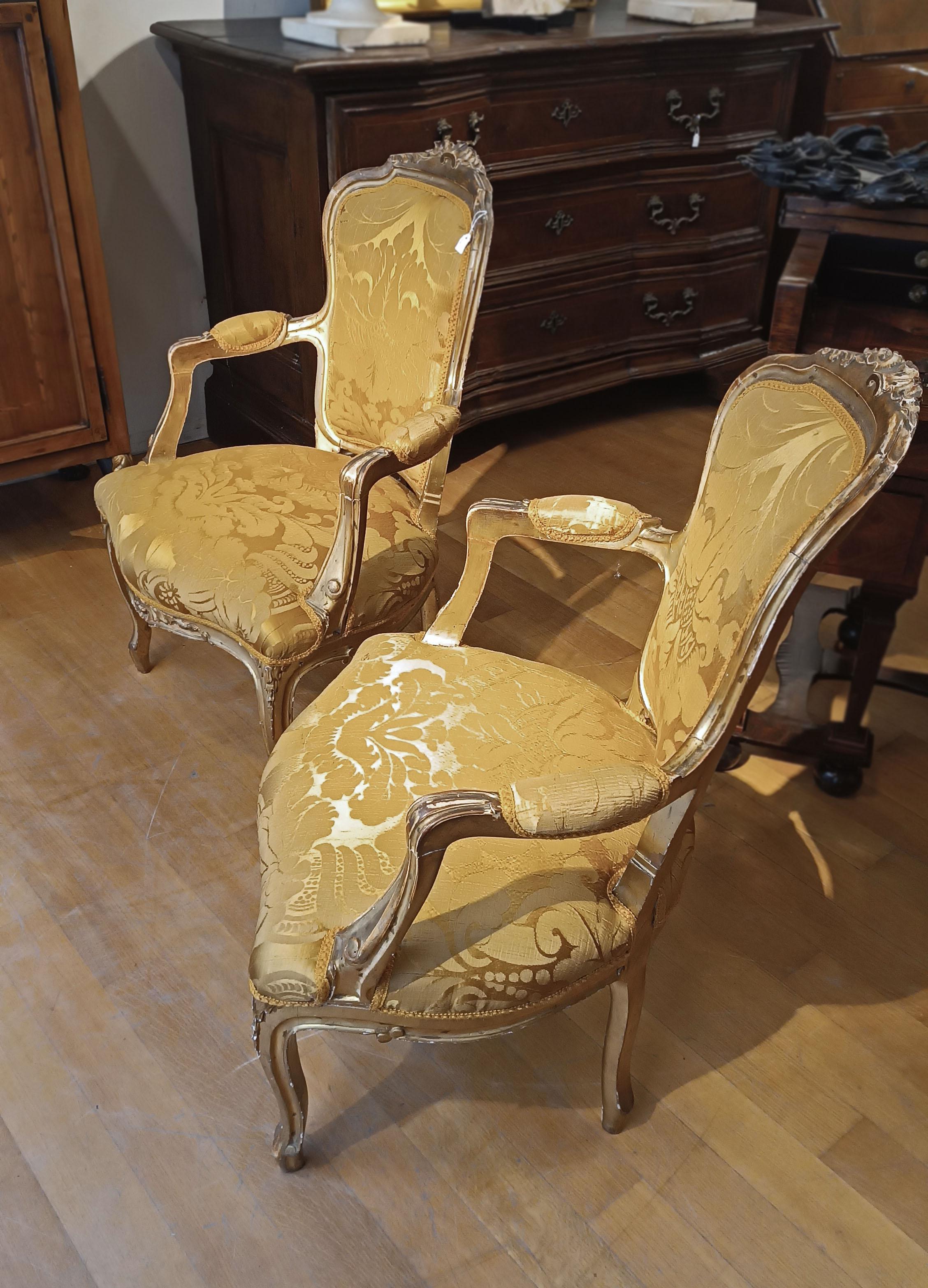paire de fauteuils en or du XVIIIe siècle pour le goût Bon état - En vente à Firenze, FI