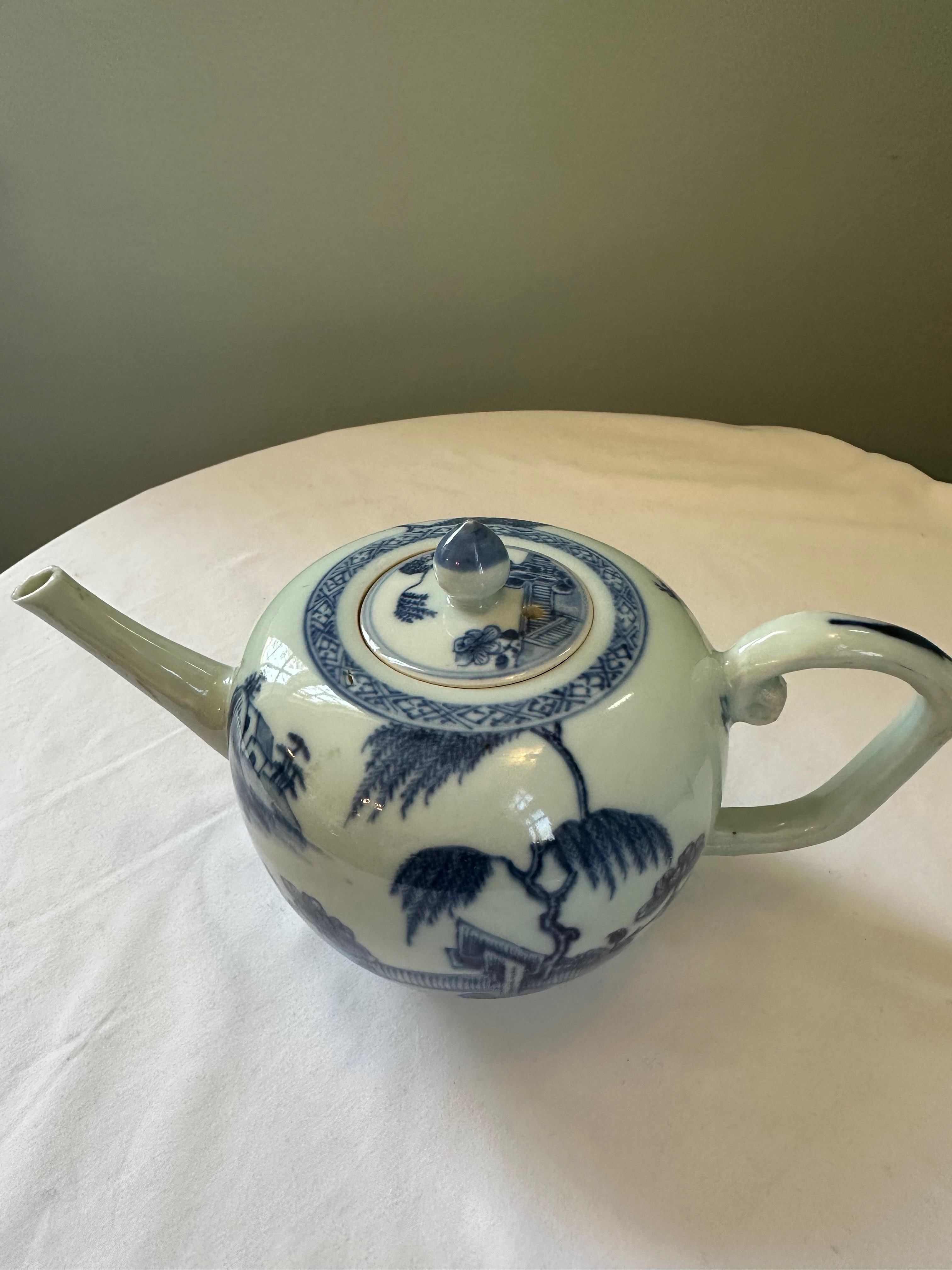 18th Century Teapot from Nanking Cargo Shipwreck For Sale 6