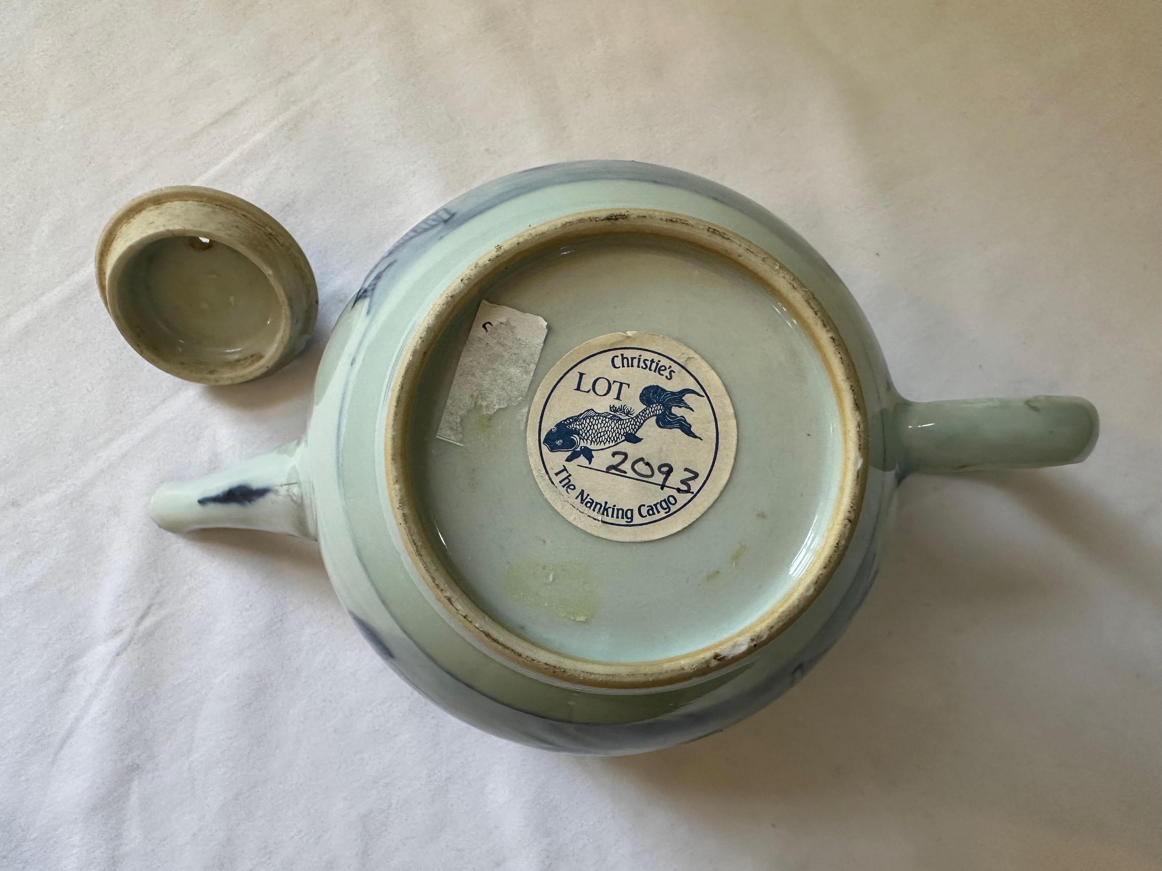 18th Century Teapot from Nanking Cargo Shipwreck For Sale 7