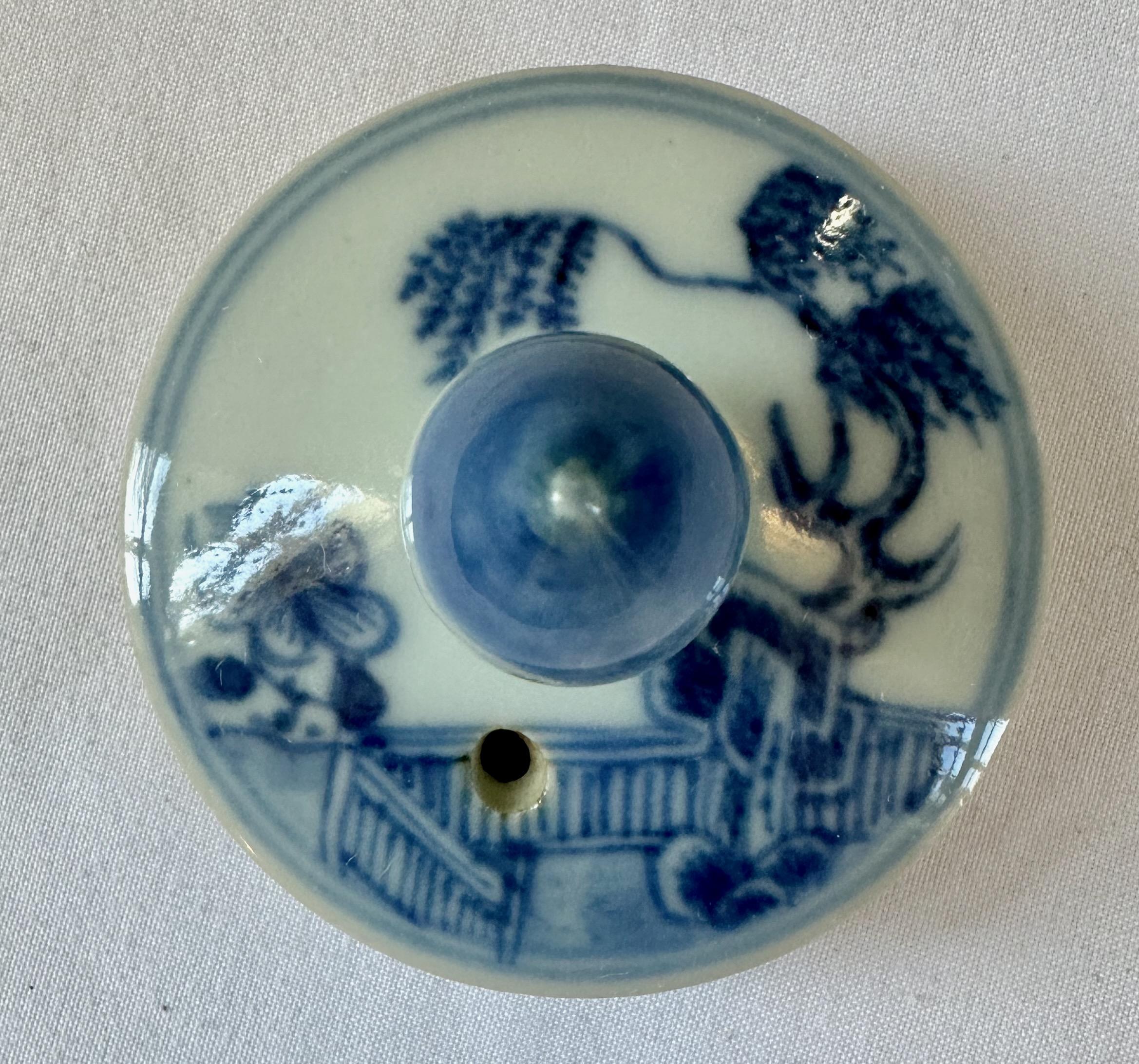 Hand-Painted 18th Century Teapot from Nanking Cargo Shipwreck For Sale