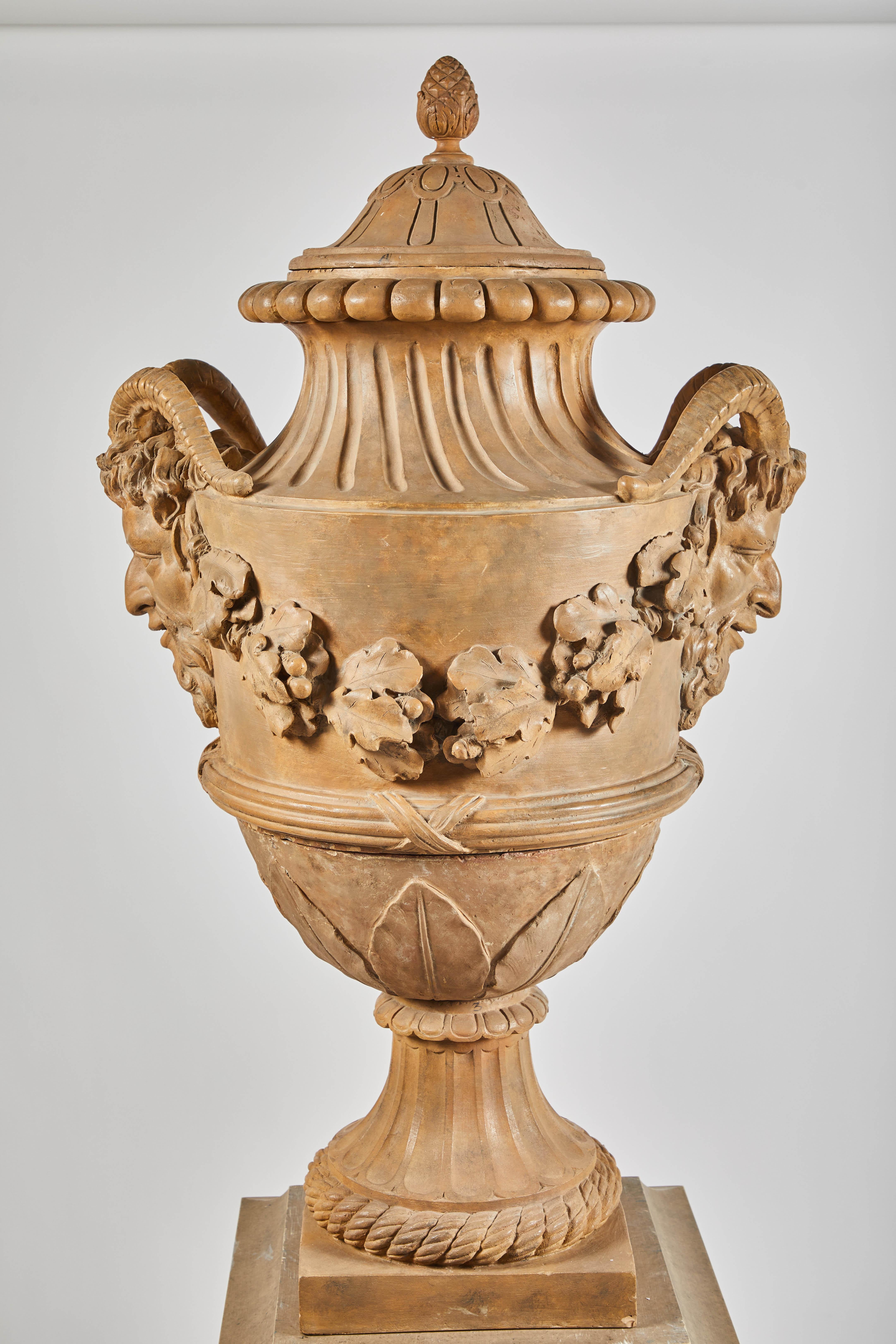 18th Century Terracotta Urns on Pedestals from the Collection of Karl Lagerfeld In Good Condition For Sale In Los Angeles, CA