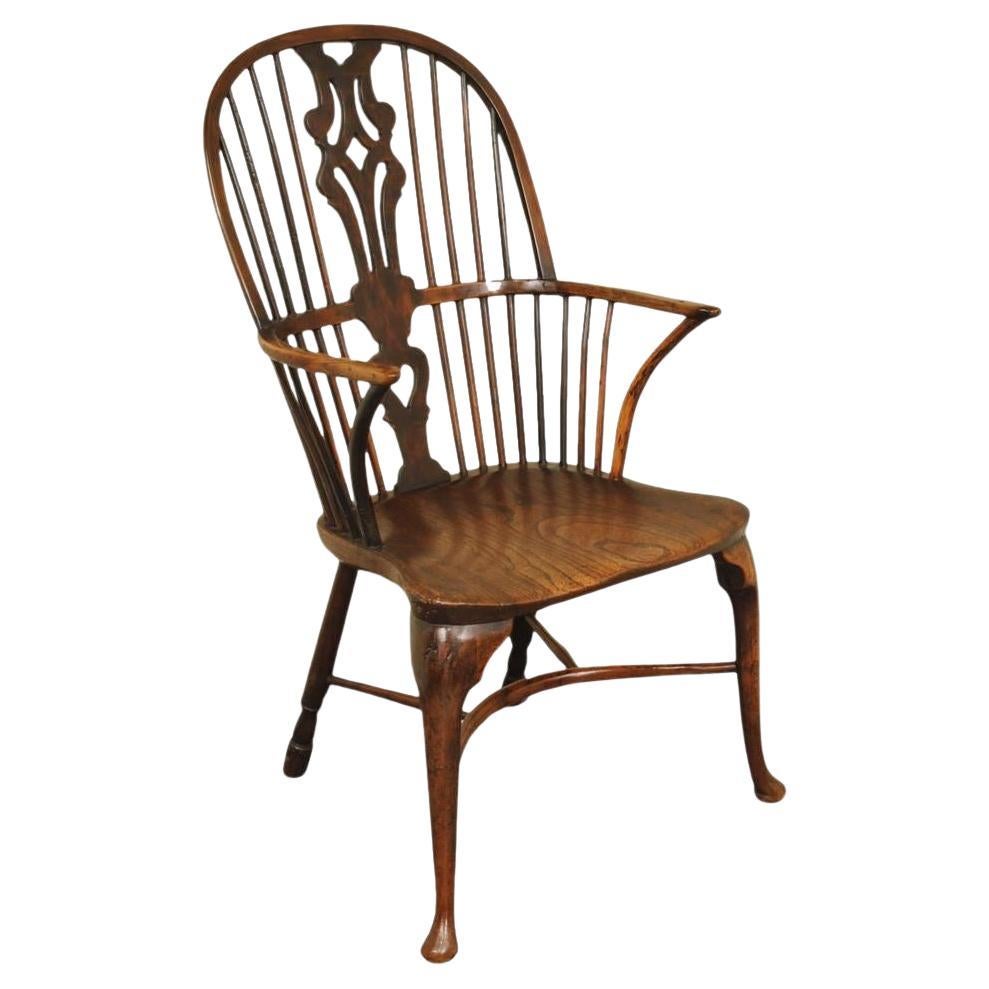 18th Century Thames Valley Yew Wood Windsor Armchair For Sale