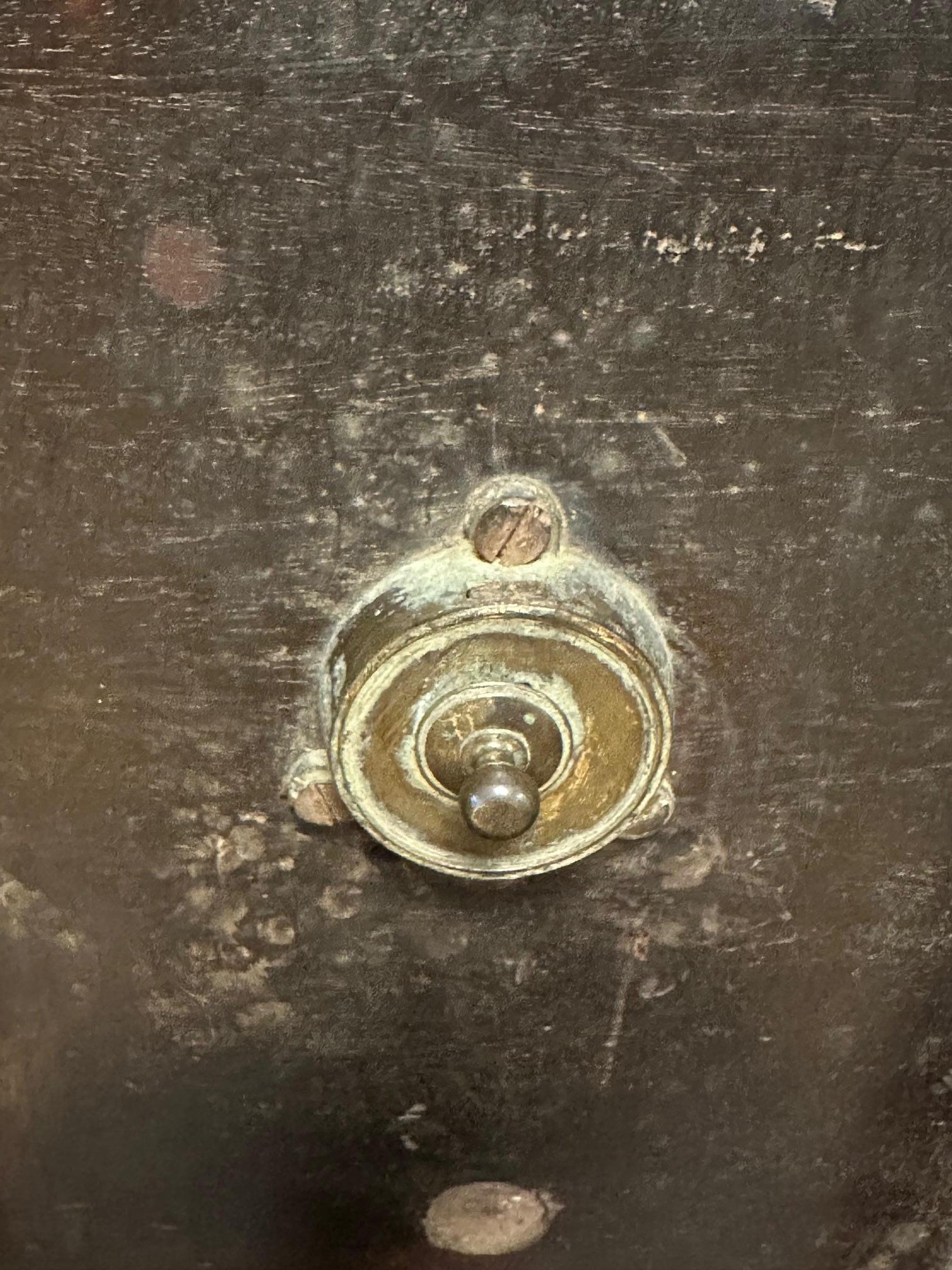 Acajou Table à plateau basculant du 18e siècle en vente