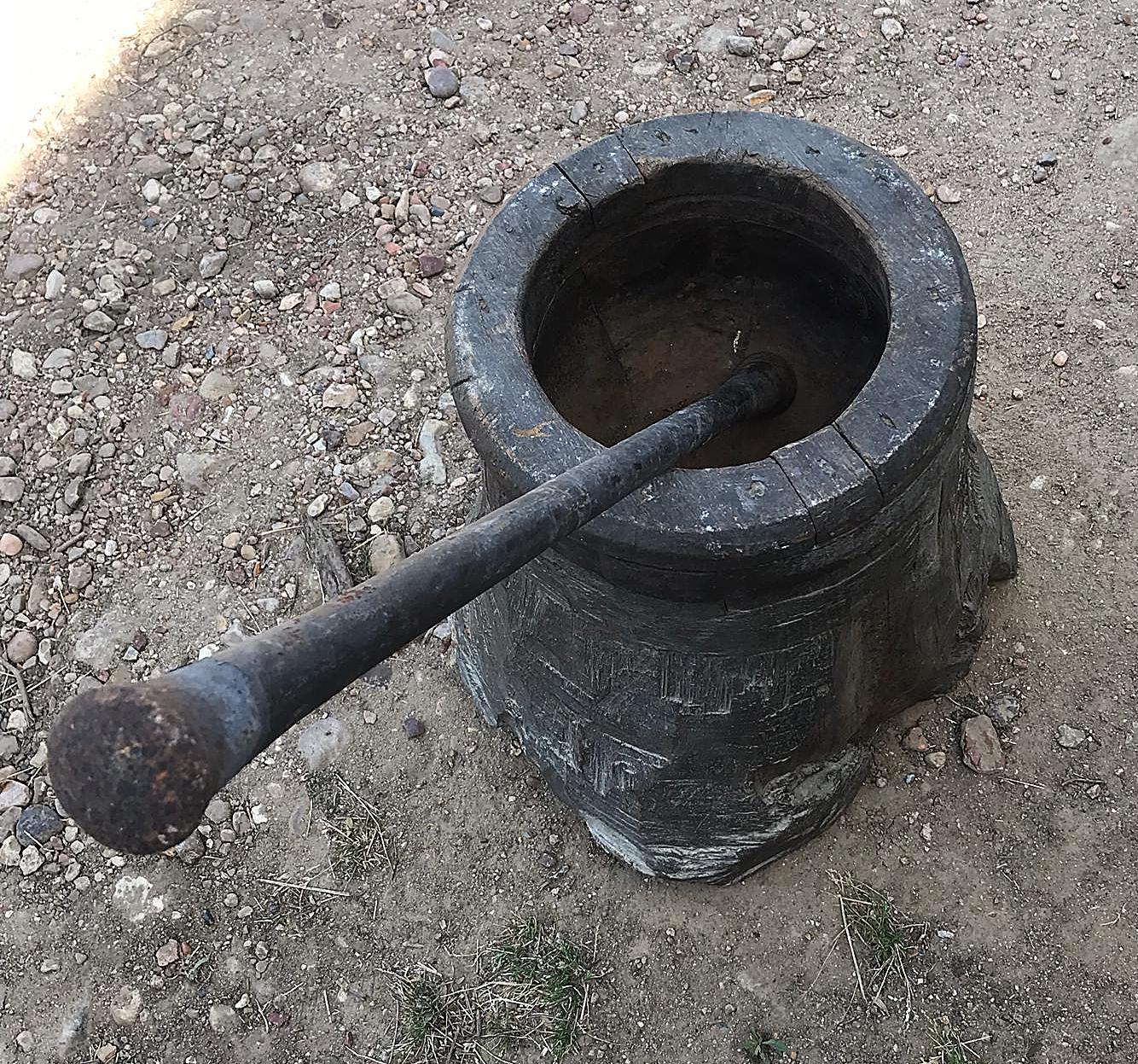 French 18th Century Tree Root Mortar and Hand-Forged Pestle For Sale