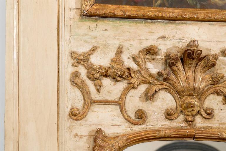 Miroir Trumeau Louis XV avec peinture à l'huile originale et motifs sculptés et dorés Bon état - En vente à Atlanta, GA