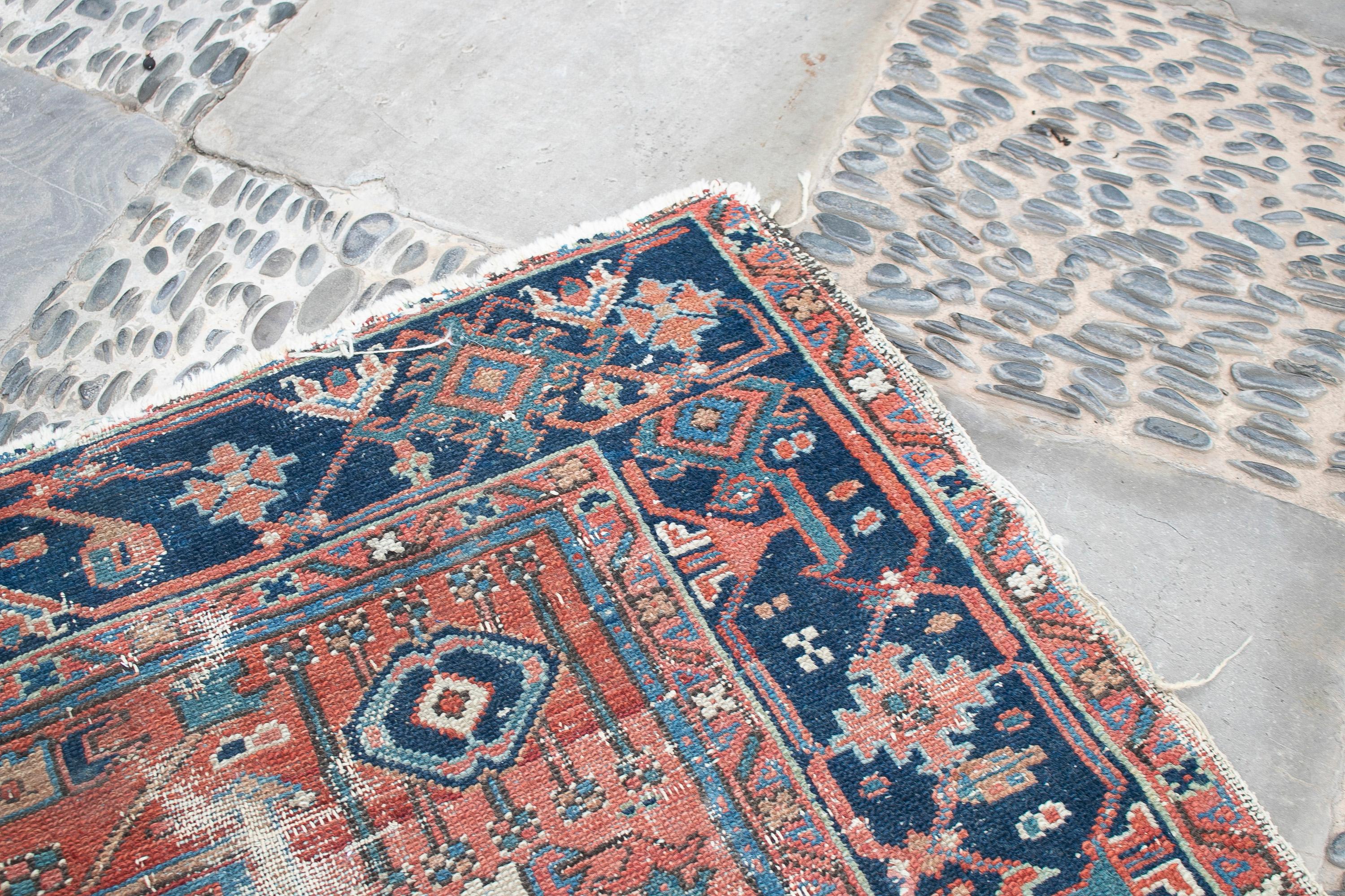 18th Century Turkish Kilim Wool Carpet Rug For Sale 8