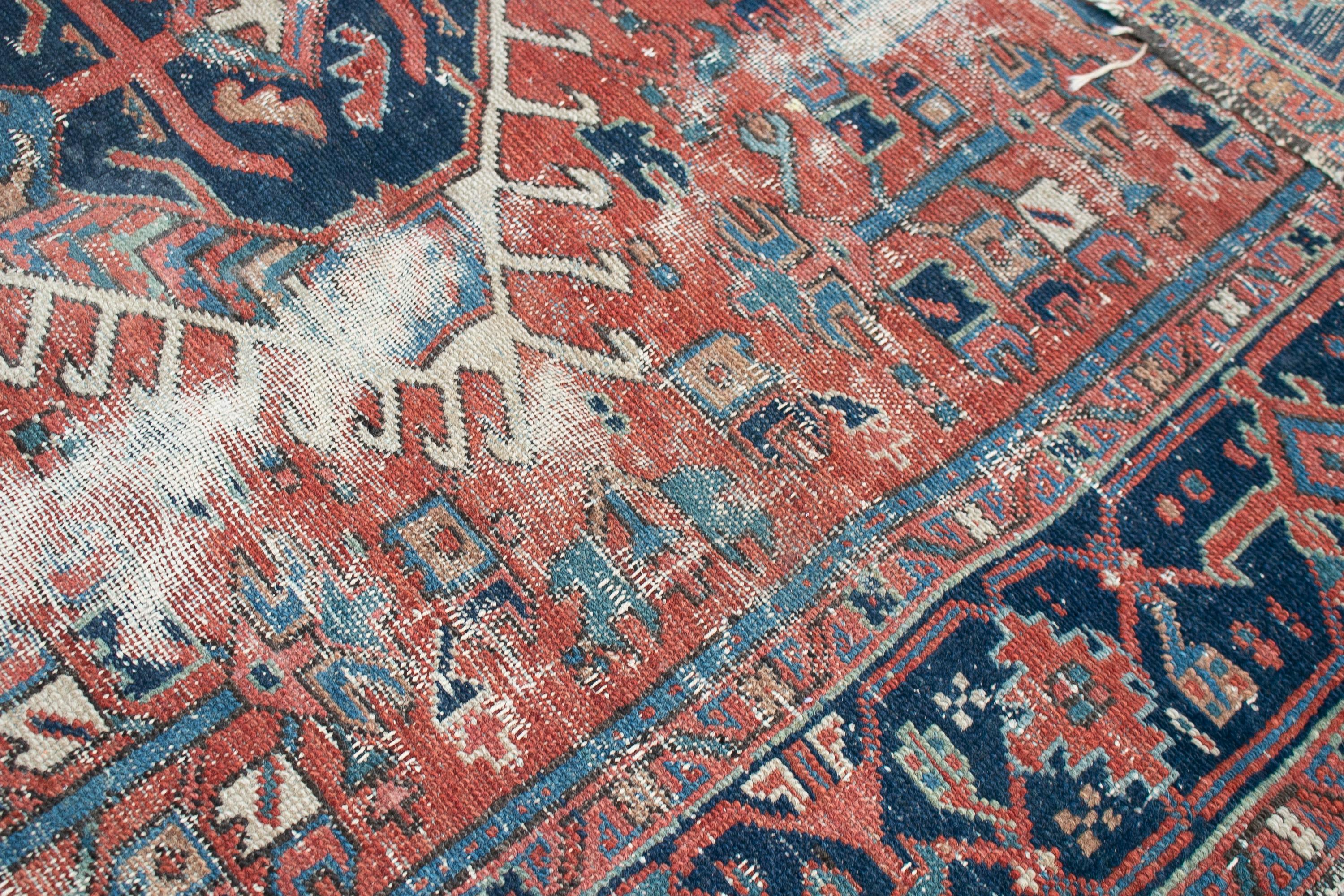 18th Century Turkish Kilim Wool Carpet Rug For Sale 15