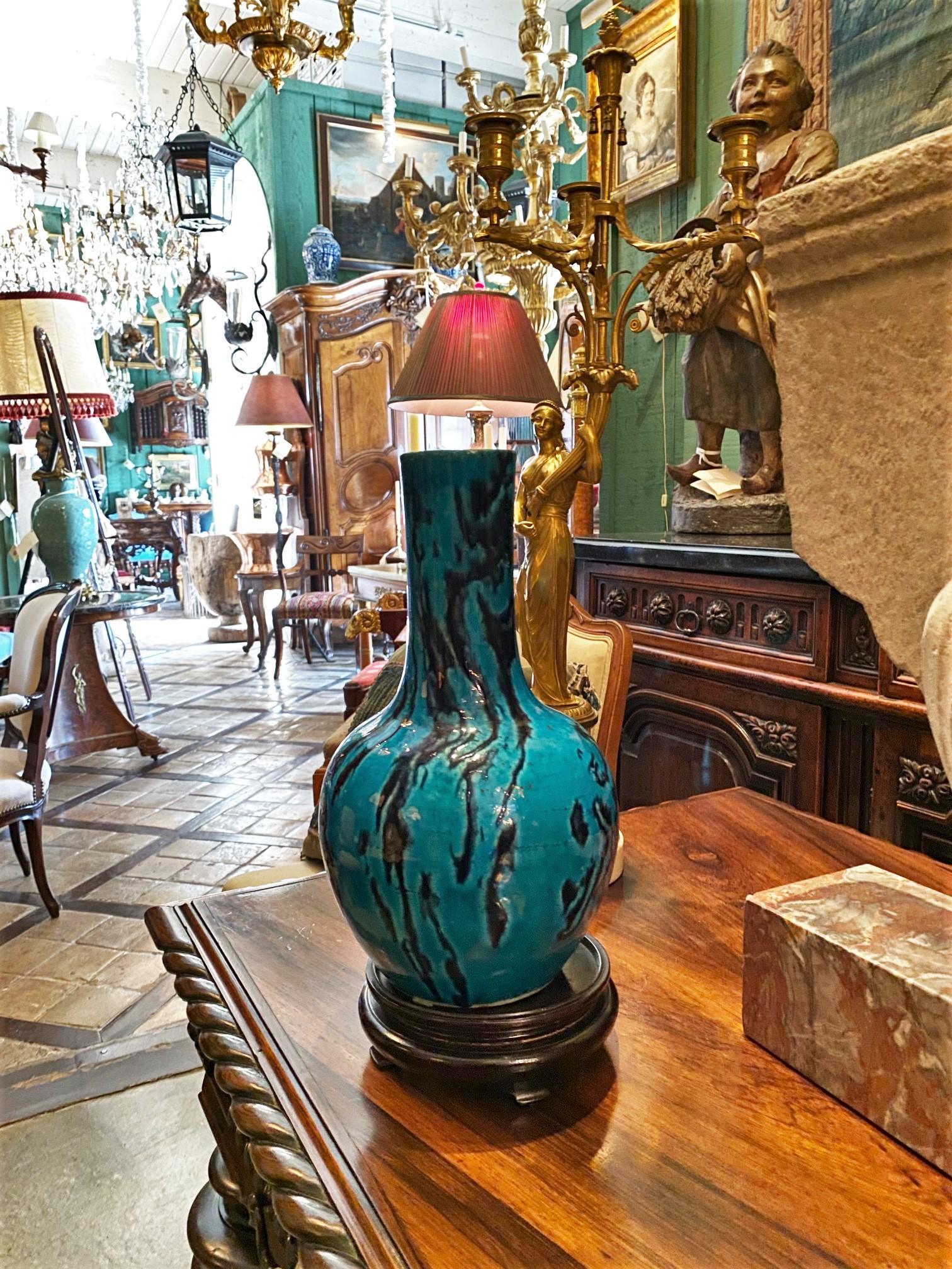18th Century Turquoise Glazed Bottle Pottery Vase / Jar Decorative Object Design In Good Condition In West Hollywood, CA