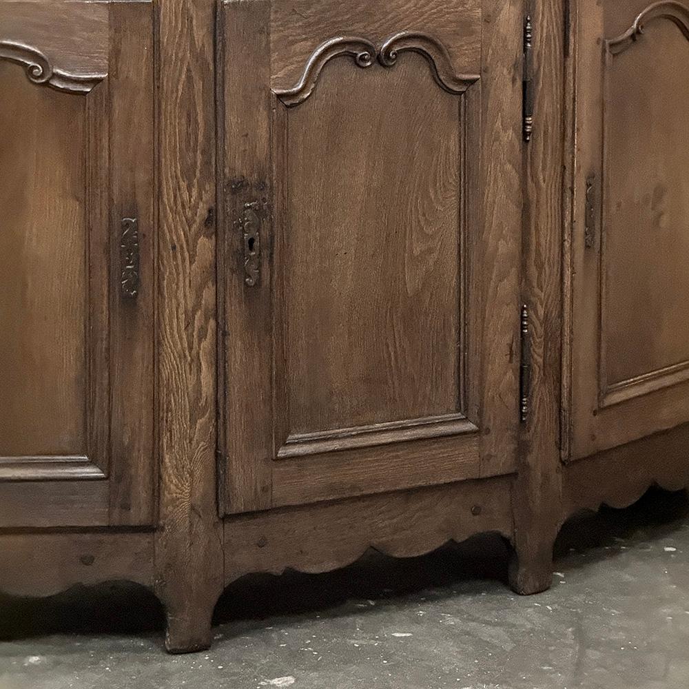 Buffet toscano del XVIII secolo proveniente dal Nord Italia in vendita 1