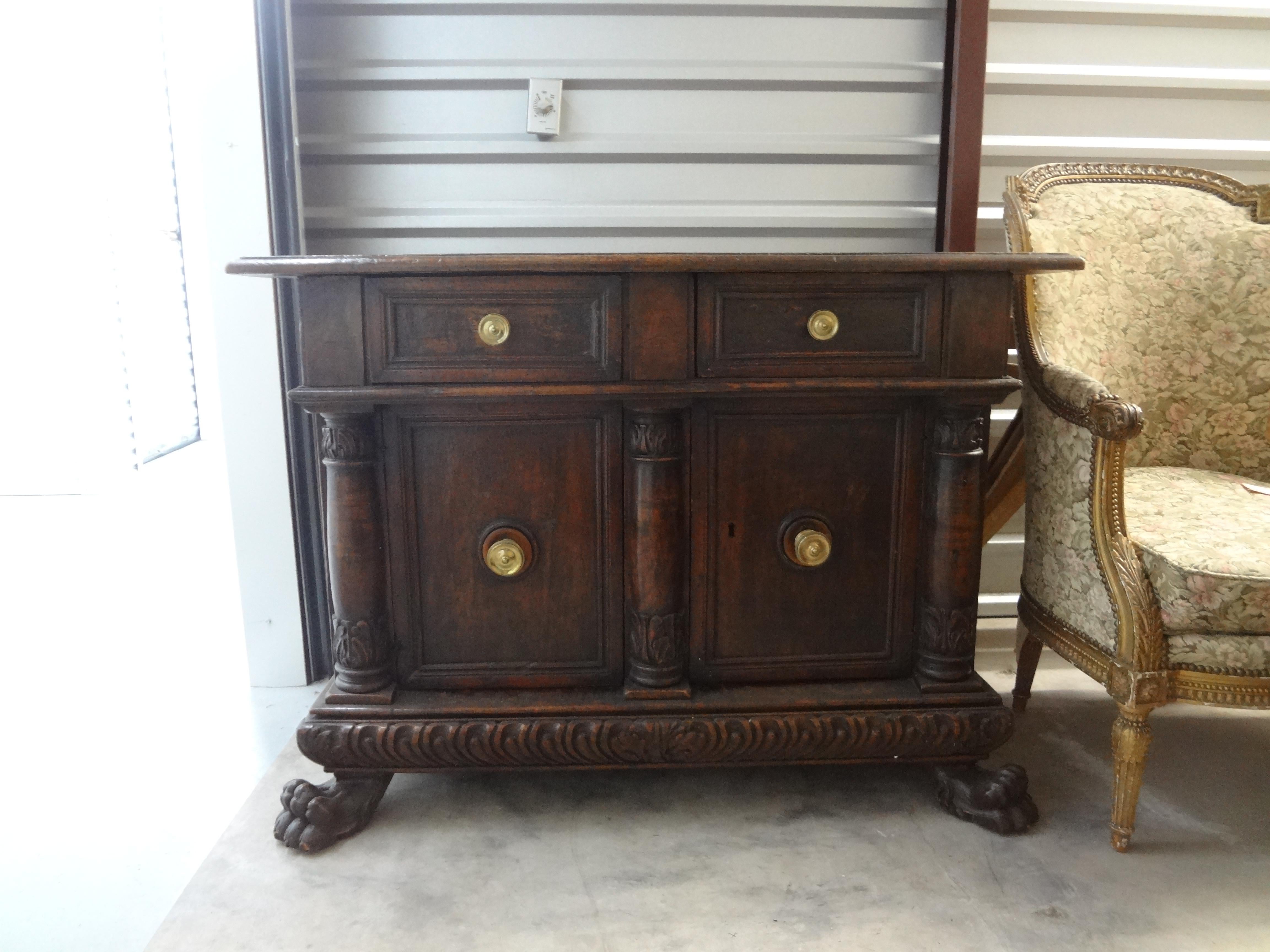 18th Century Tuscan Cabinet For Sale 6