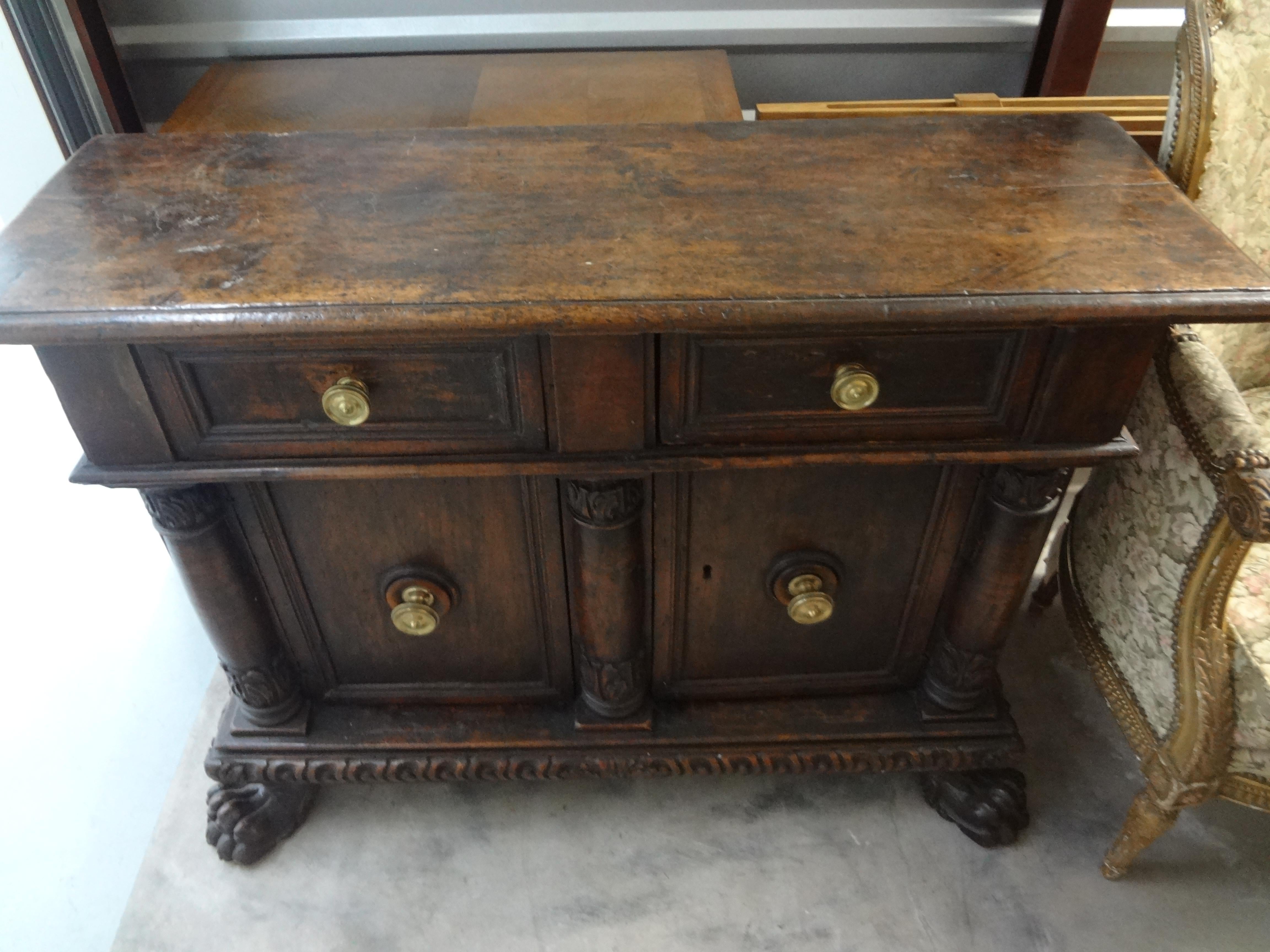 18th Century Tuscan Cabinet For Sale 1