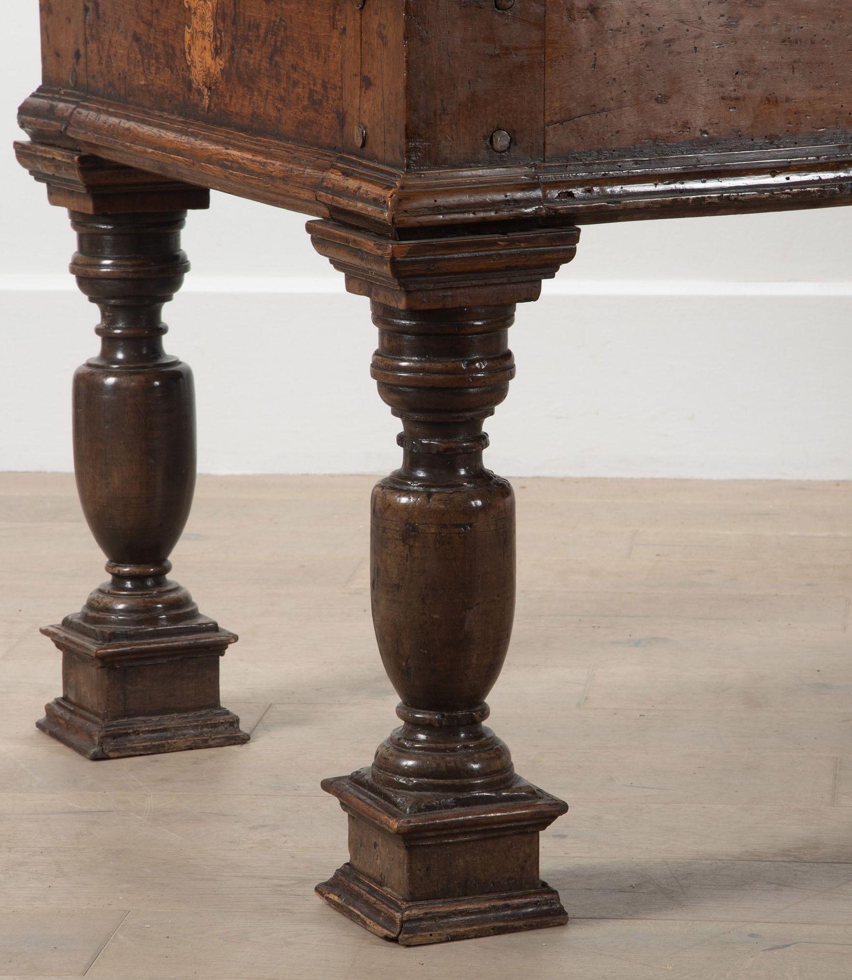 Walnut 18th Century Tuscan Centre Table