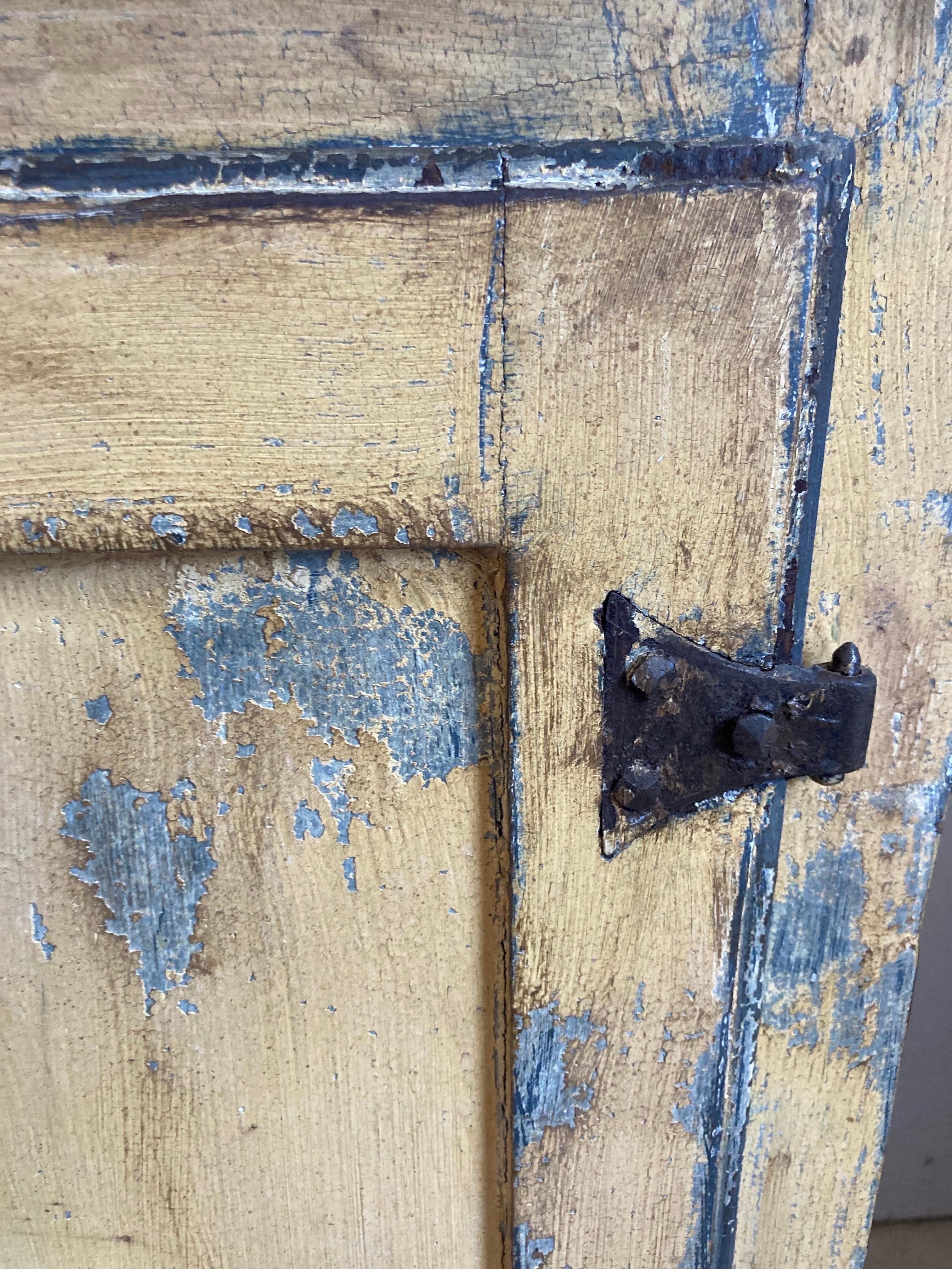 18th Century Tuscan Painted Credenza For Sale 3
