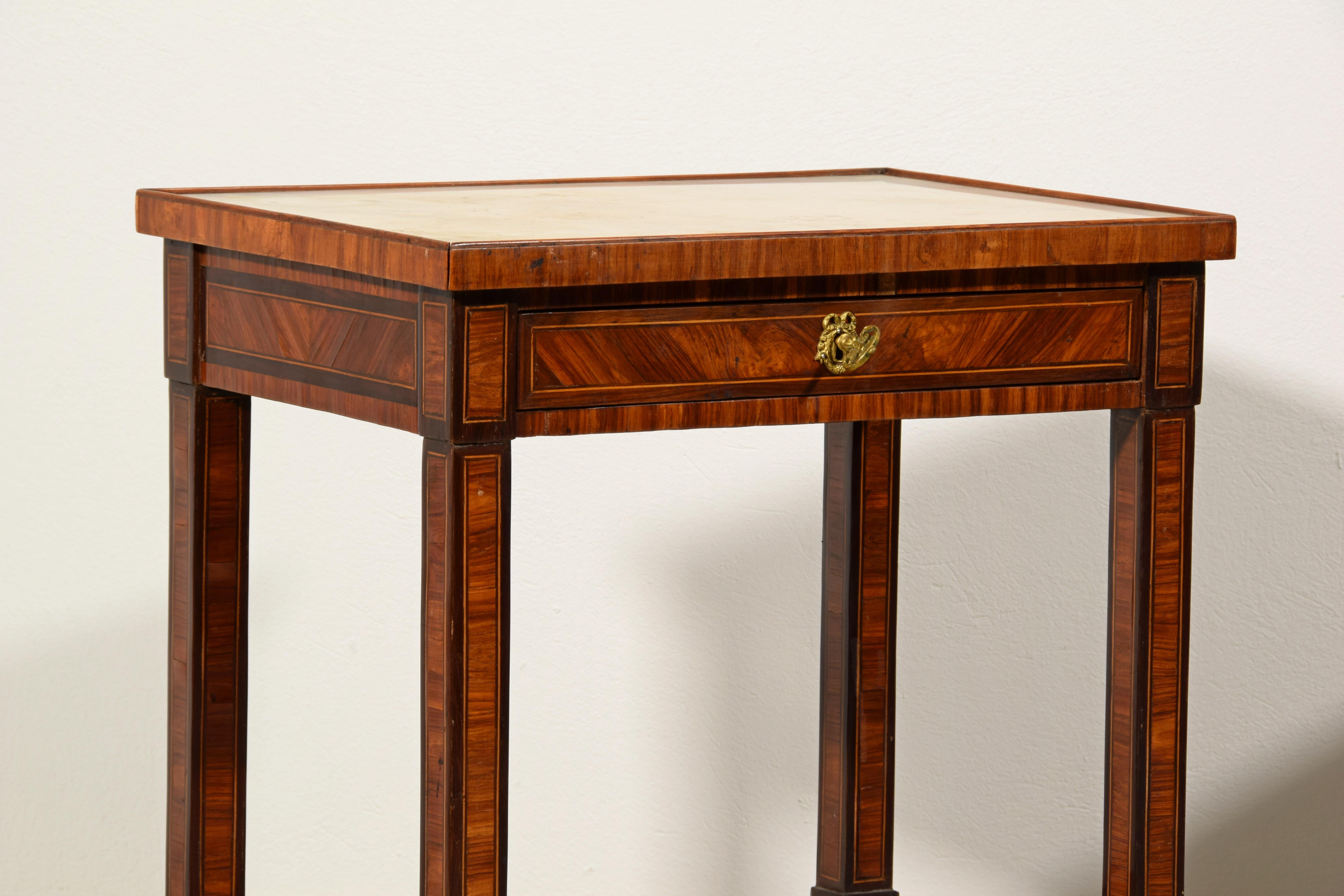 18th Century, Two French Louis XVI Veneered Wood Center Tables or Night Stands For Sale 13