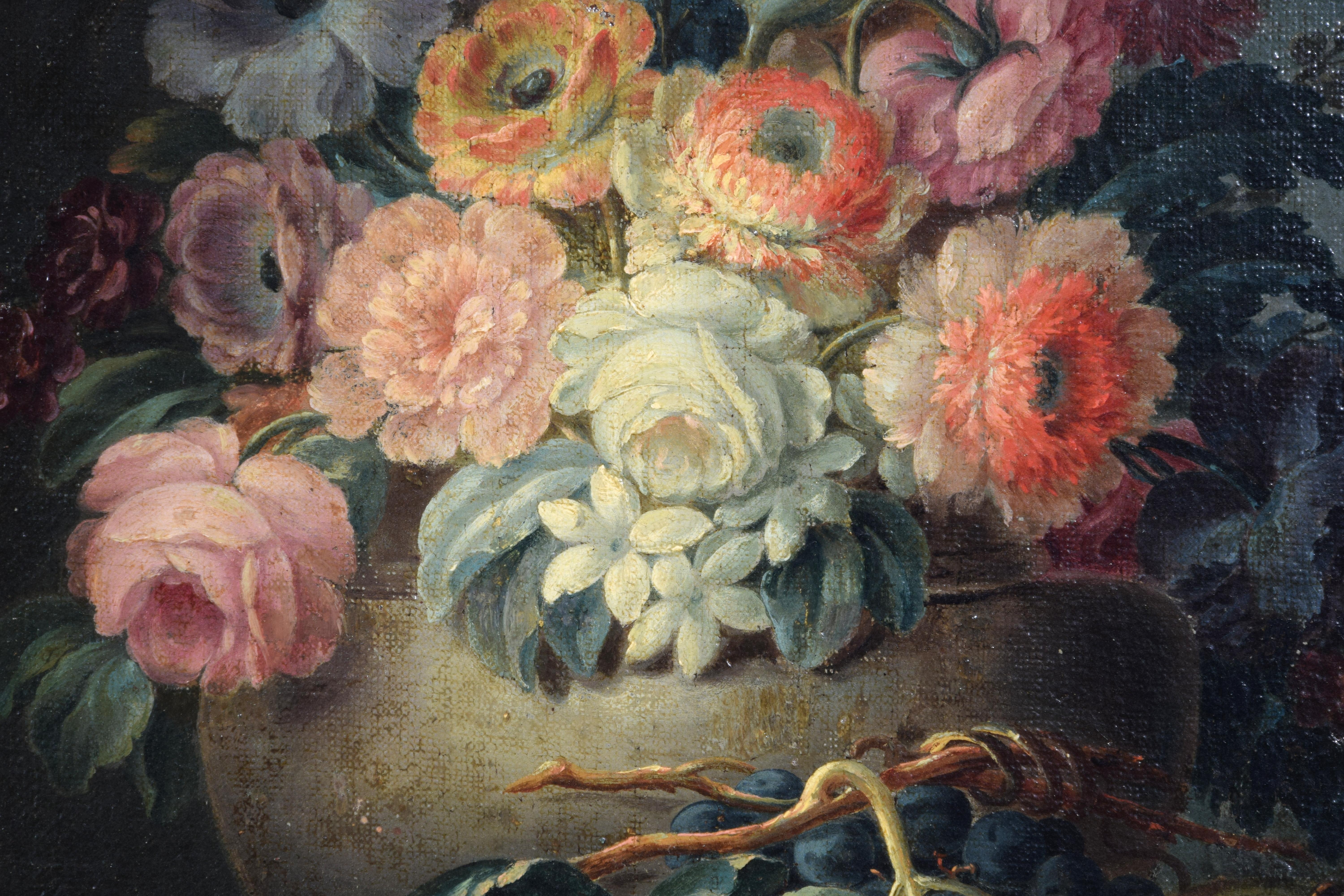 Zwei Stillleben mit Blumen und Früchten aus dem 18. Jahrhundert, italienische Gemälde im Angebot 9