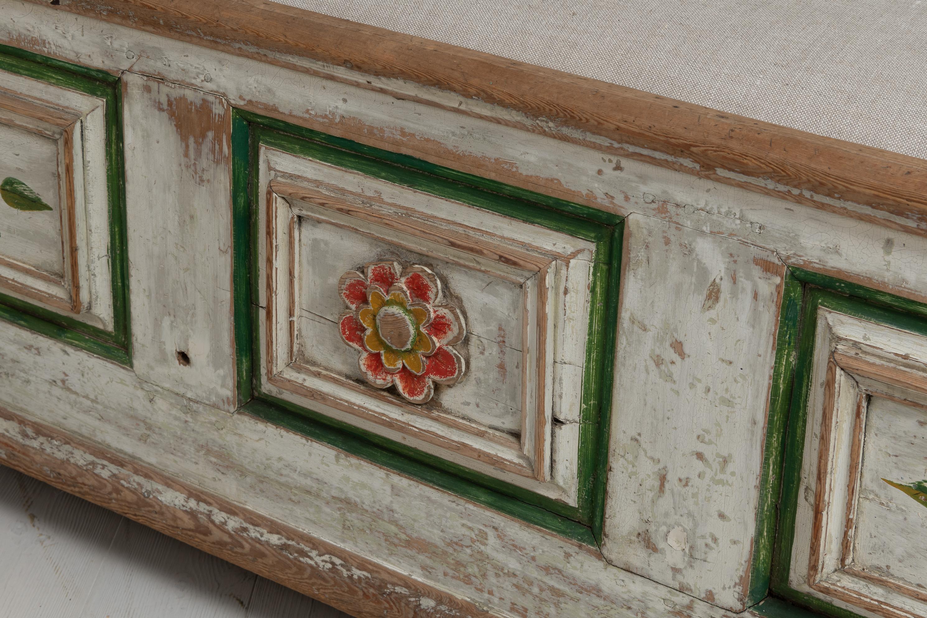 18th Century Unique Swedish Painted Rococo Folk Art Sofa 4