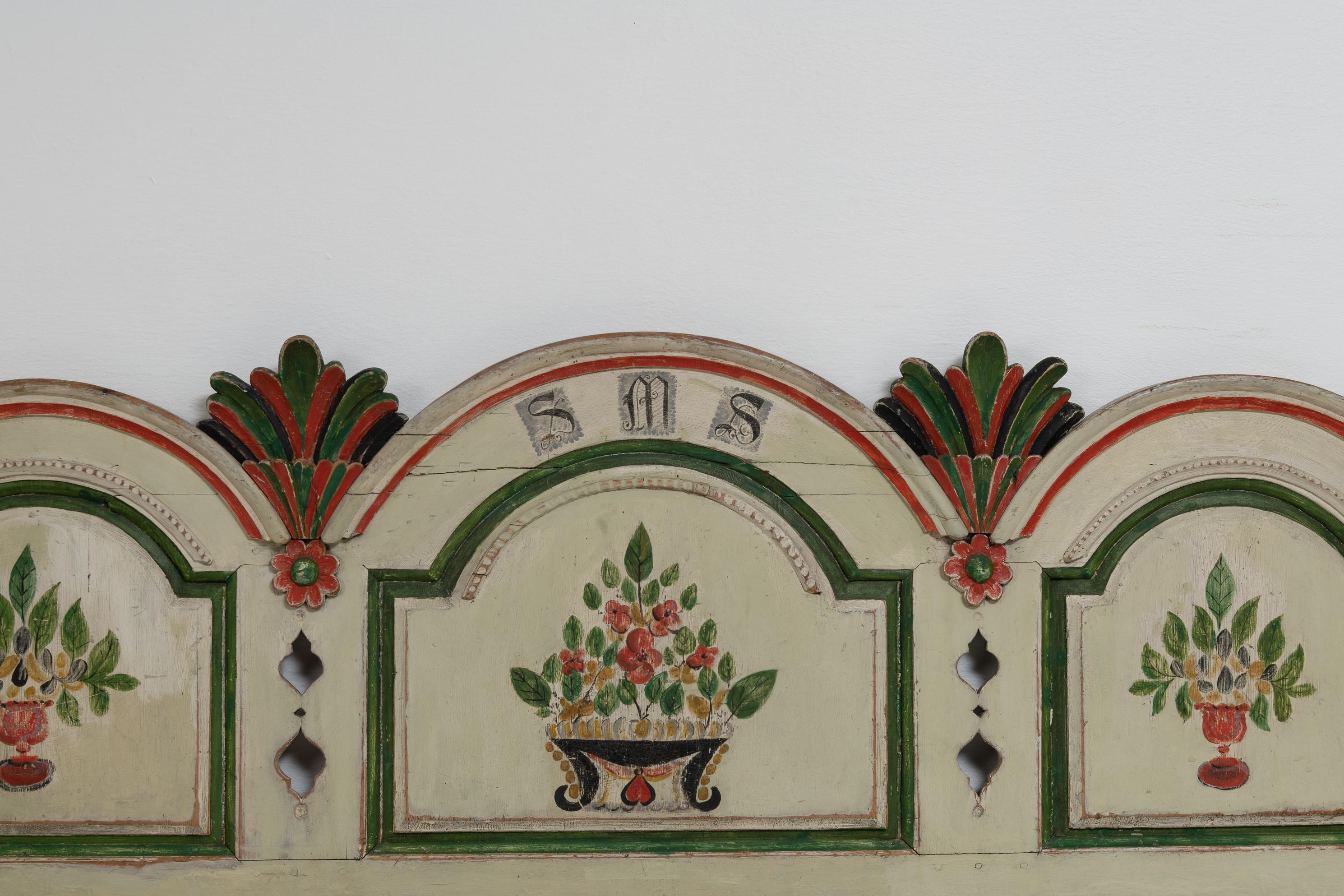 Pine 18th Century Unique Swedish Painted Rococo Folk Art Sofa
