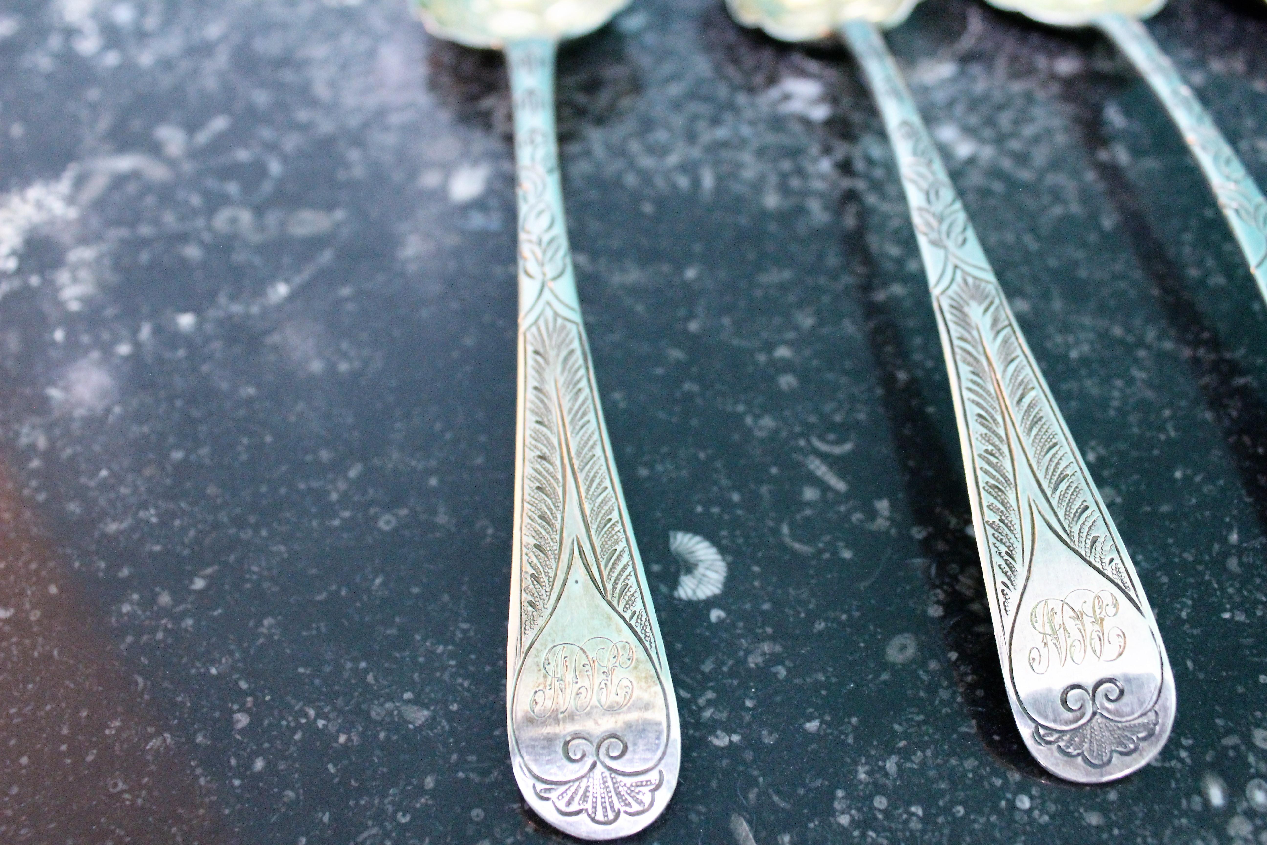 18th Century Various Makers London Silver Rococo Engraved Spoons, 1770s In Good Condition For Sale In Florence, IT