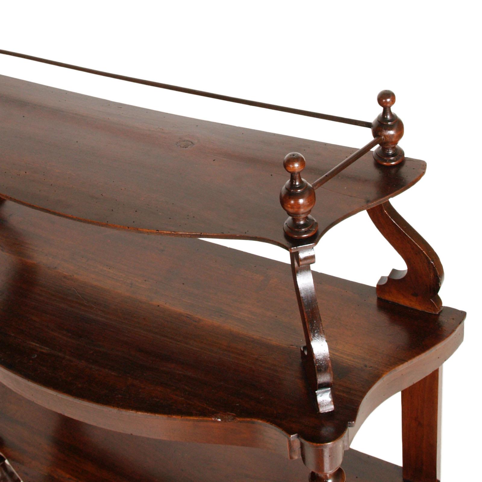 18th Century Venetian Baroque Étagère, Massive Walnut Restored and Wax Polished For Sale 2
