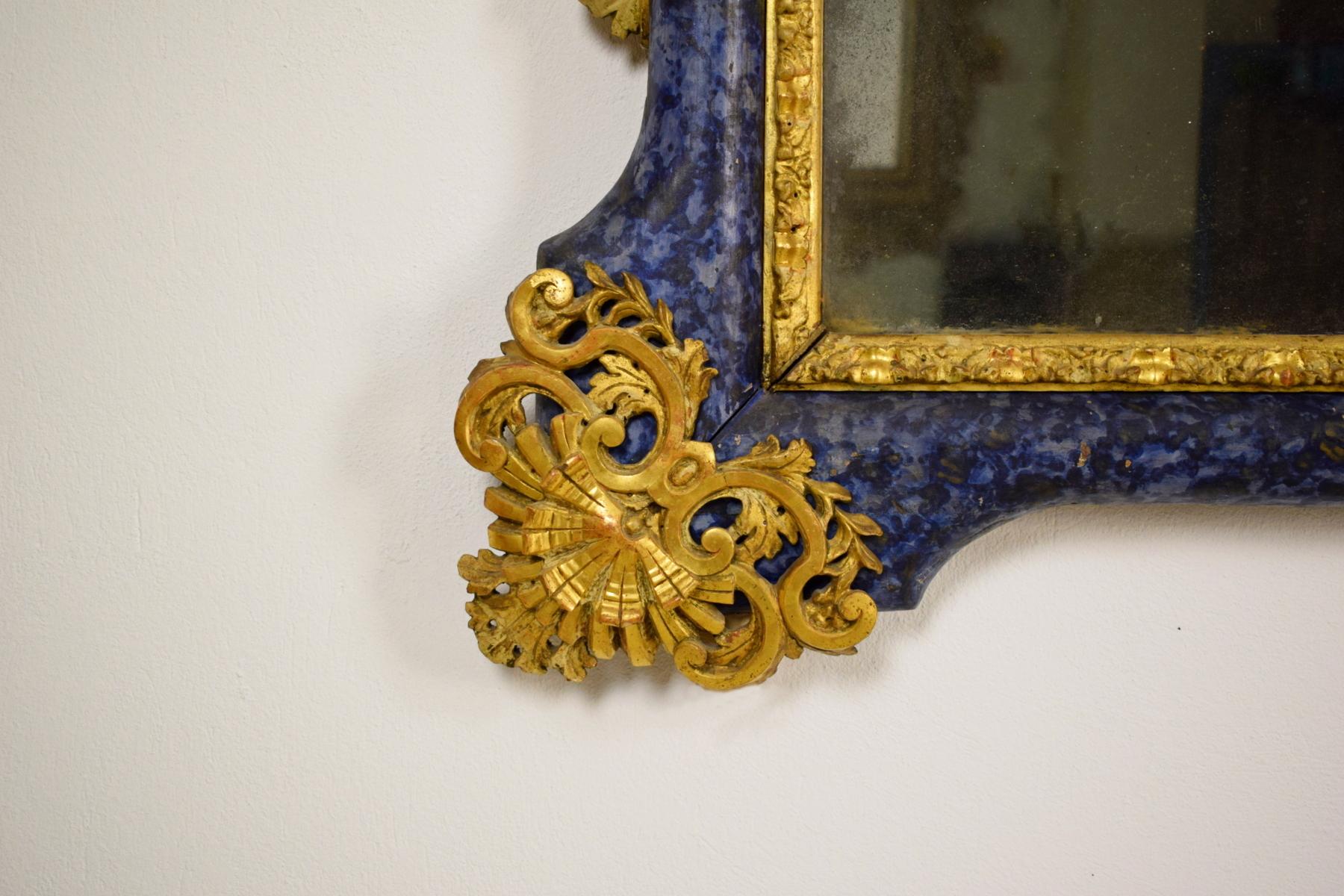 18th Century, Italian Venetian Baroque Lacquered giltwood Mirror  2