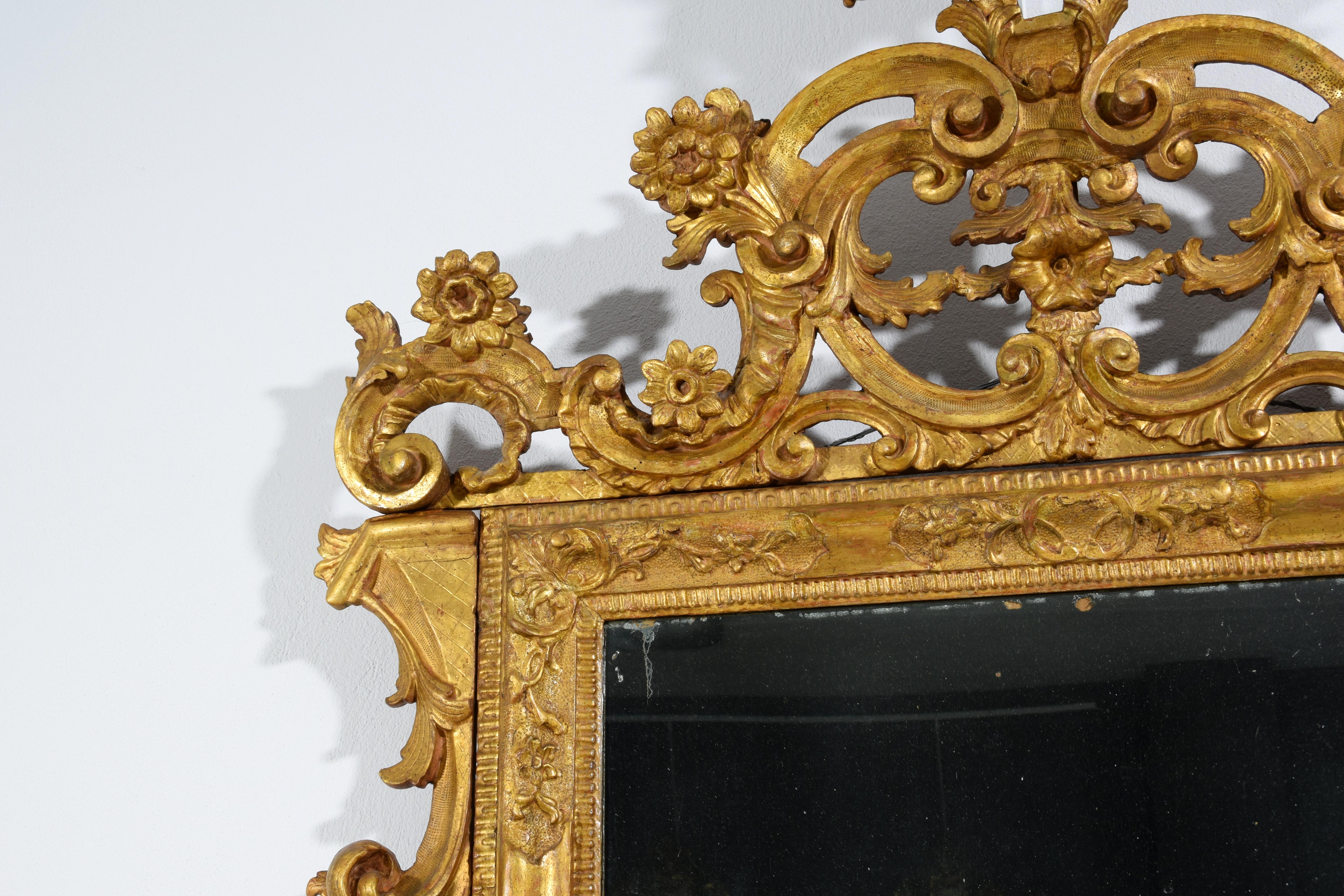 18th Century, Venetian Baroque Giltwood Mirror 2