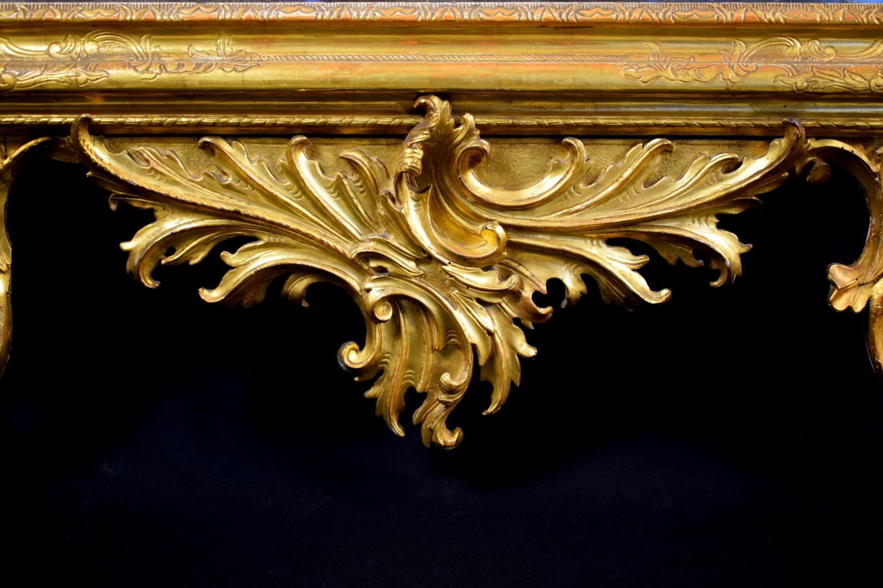 Venezianischer geschnitzter und vergoldeter Spiegel aus dem 18. (Italienisch) im Angebot